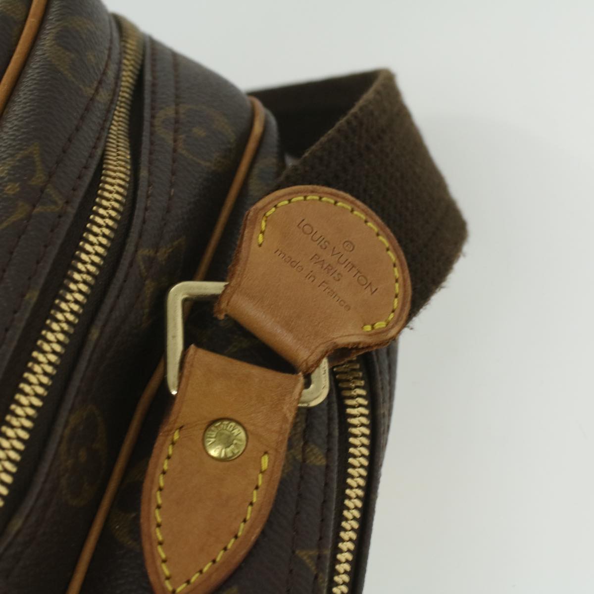 LOUIS VUITTON Monogram Reporter GM Shoulder Bag M45252 LV ro807