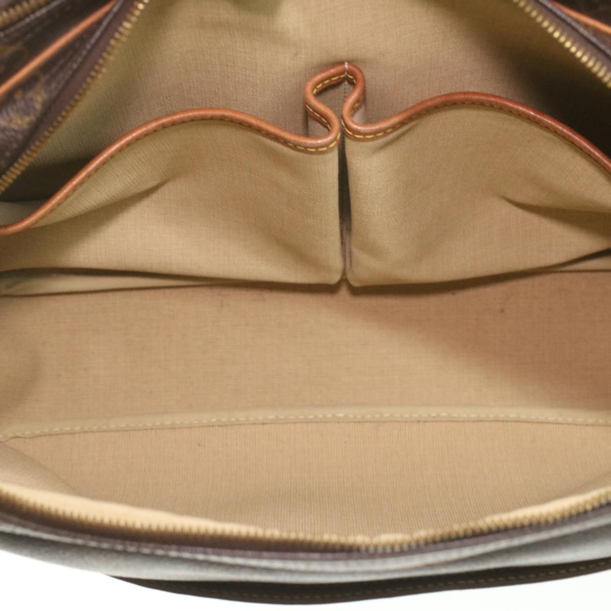 LOUIS VUITTON Monogram Reporter GM Shoulder Bag M45252 LV ro807