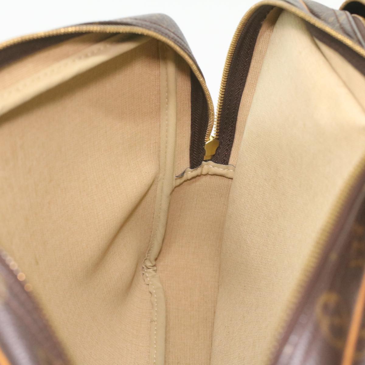 LOUIS VUITTON Monogram Reporter GM Shoulder Bag M45252 LV ro807