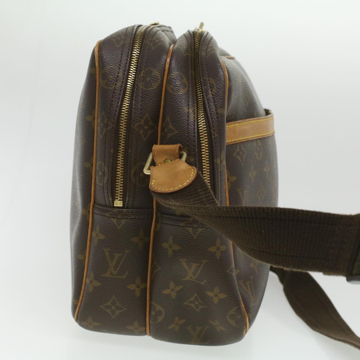 LOUIS VUITTON Monogram Reporter GM Shoulder Bag M45252 LV ro807