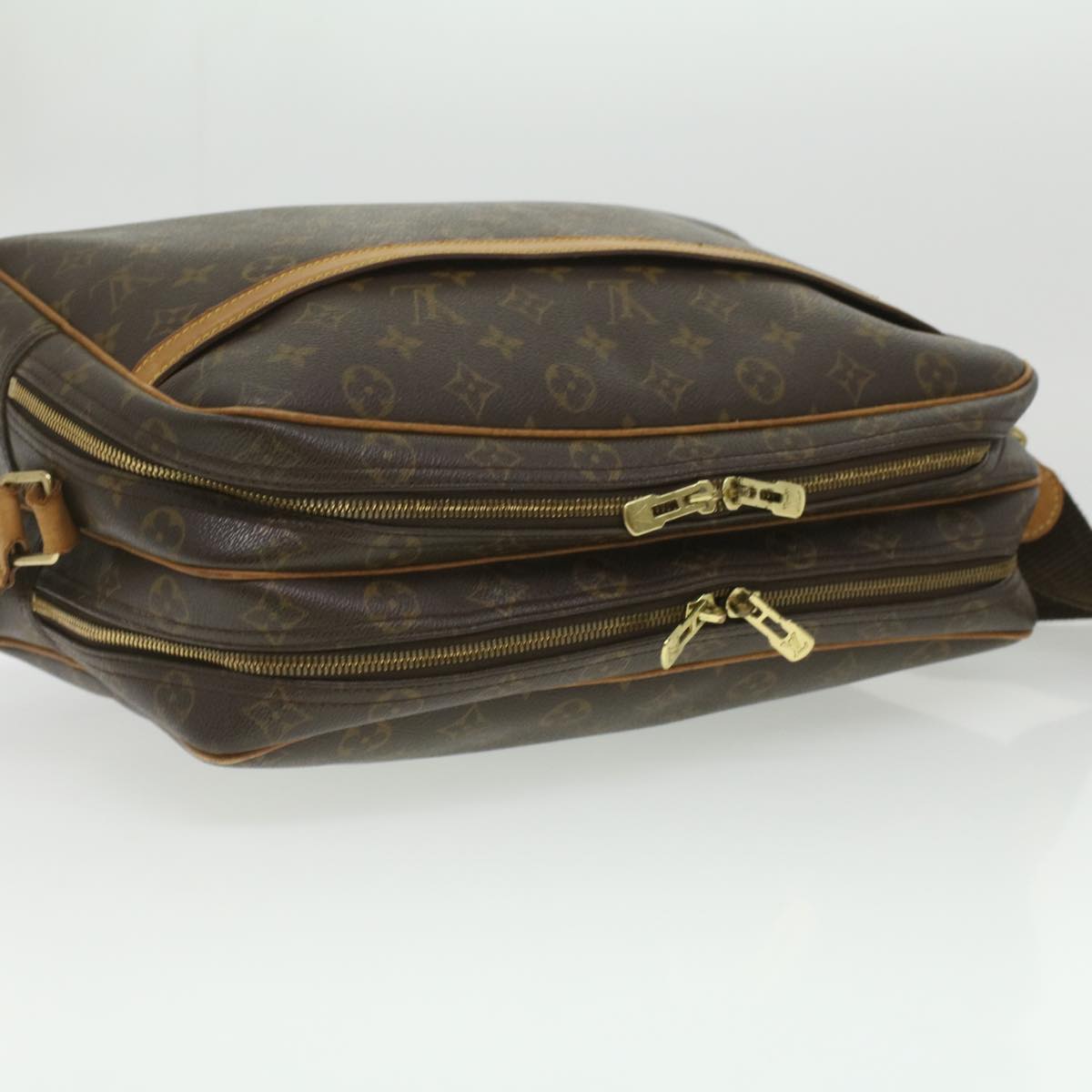 LOUIS VUITTON Monogram Reporter GM Shoulder Bag M45252 LV ro807