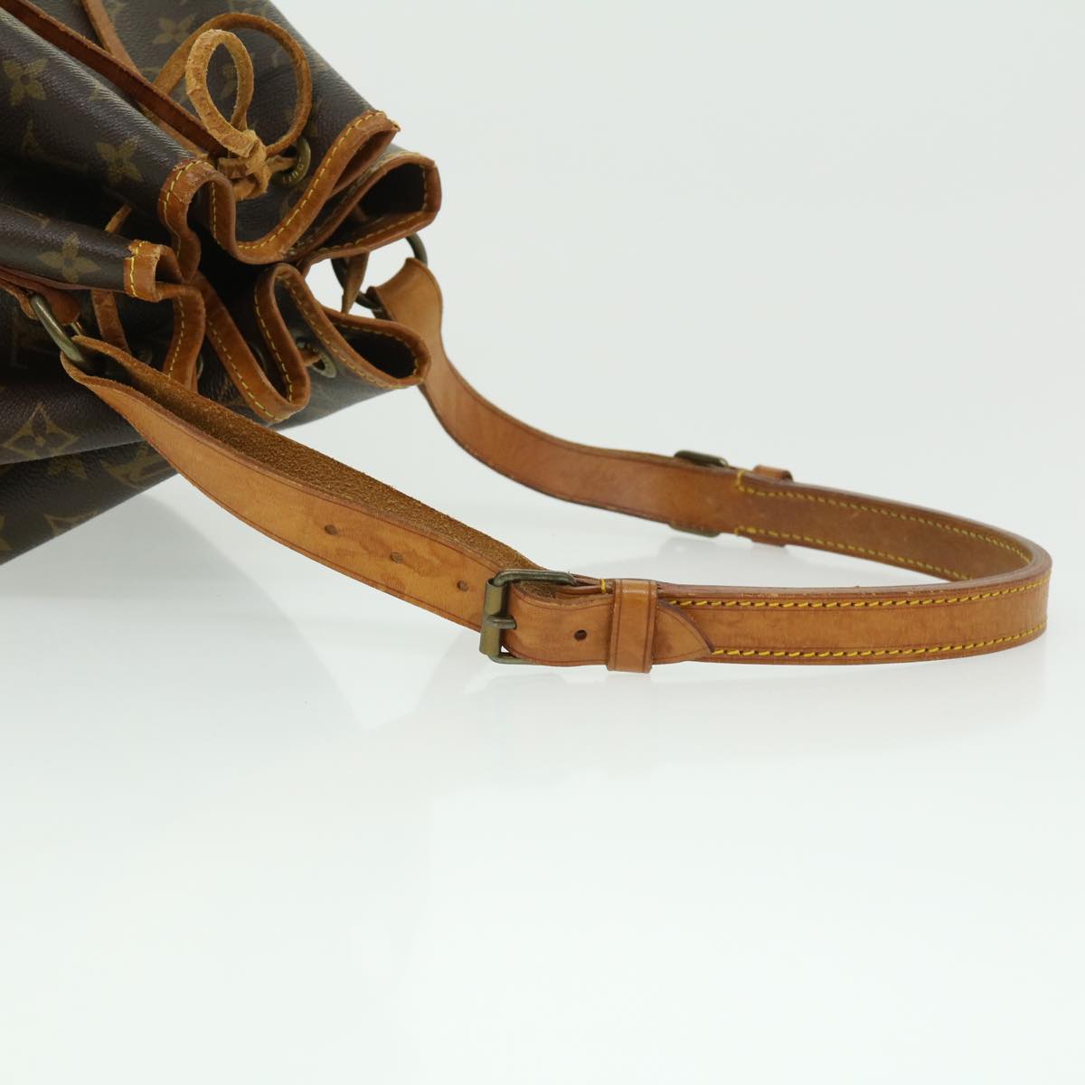 LOUIS VUITTON Monogram Noe Shoulder Bag M42224 LV rt046