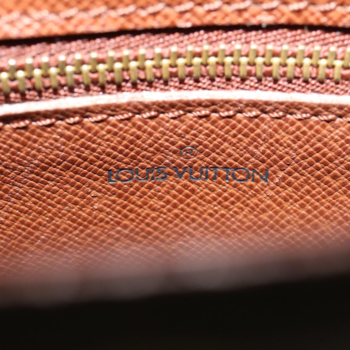 LOUIS VUITTON Monogram Saint Cloud MM Shoulder Bag M51243 LV rt061