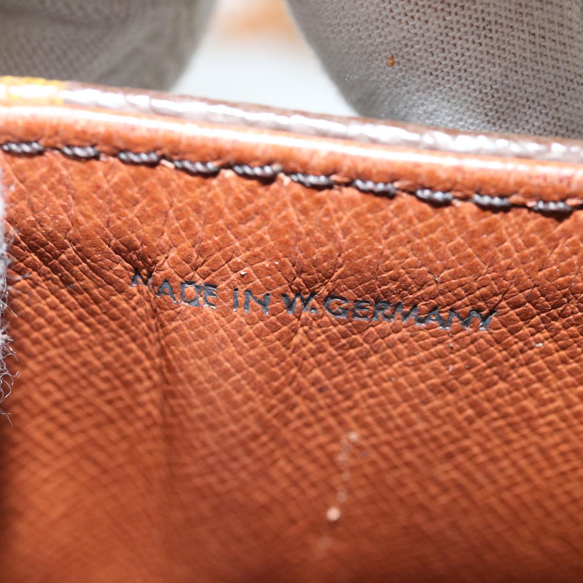 LOUIS VUITTON Monogram Saint Cloud MM Shoulder Bag M51243 LV rt061