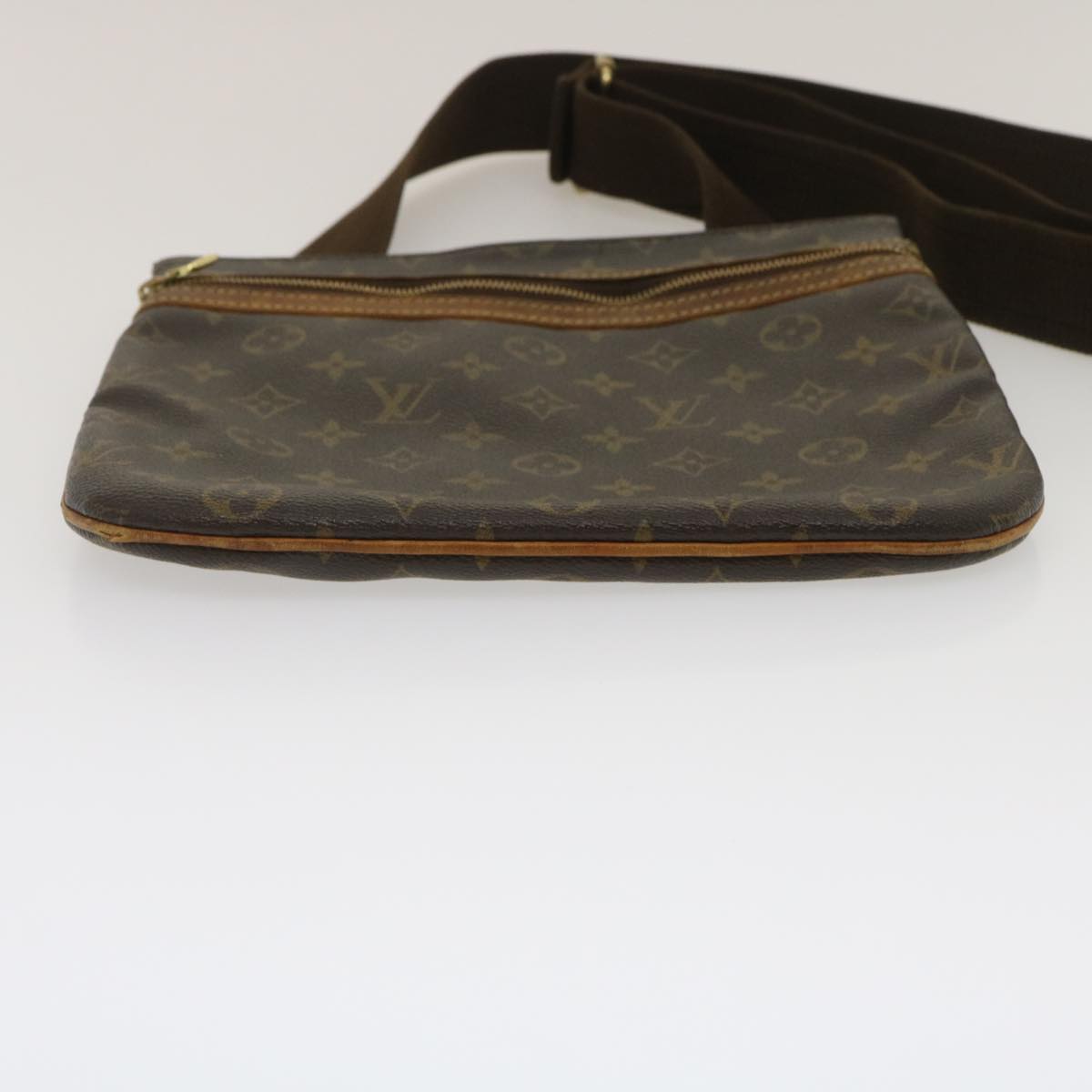 LOUIS VUITTON Monnogram Pochette Bosphore Shoulder Bag M40044 LV rz238