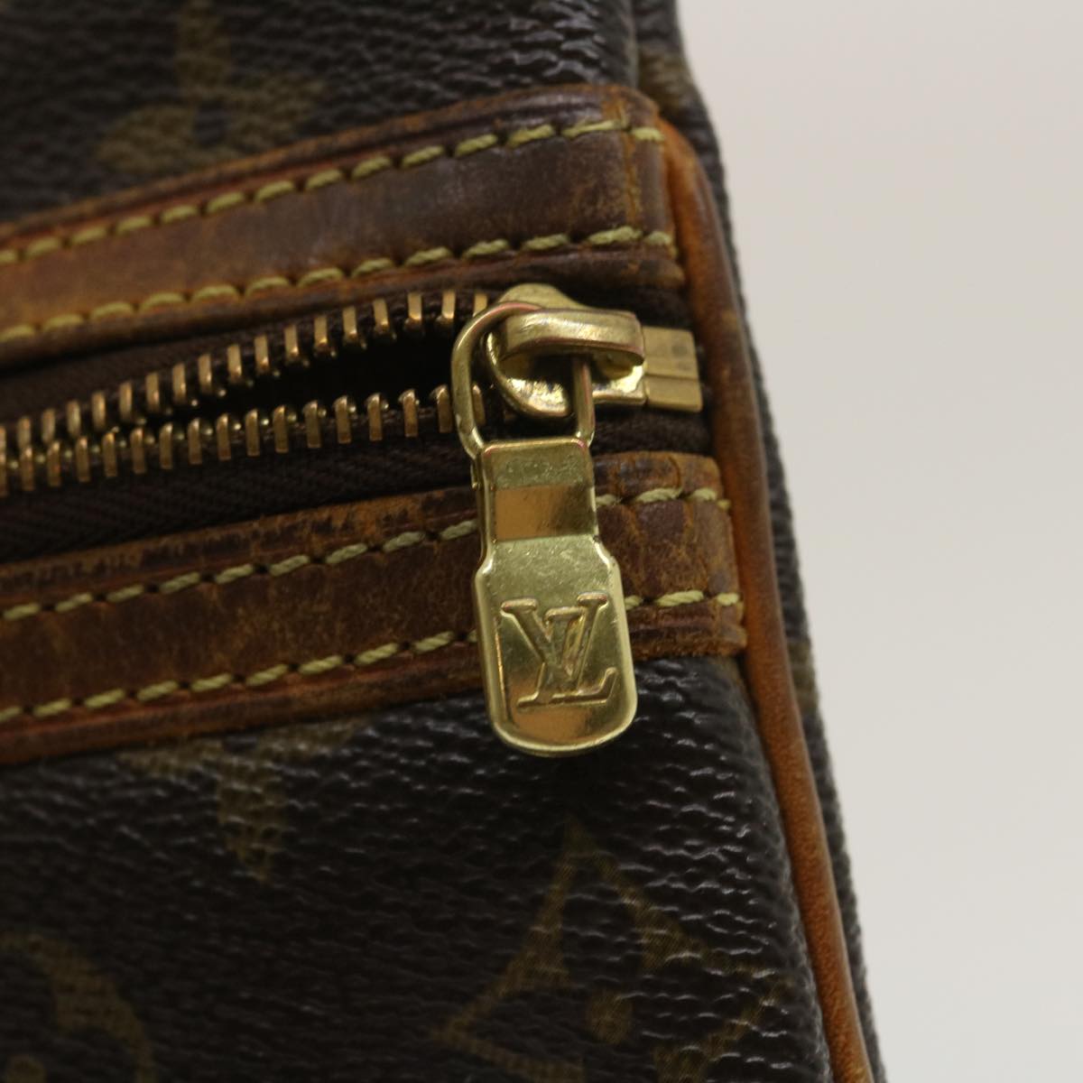 LOUIS VUITTON Monnogram Pochette Bosphore Shoulder Bag M40044 LV rz238
