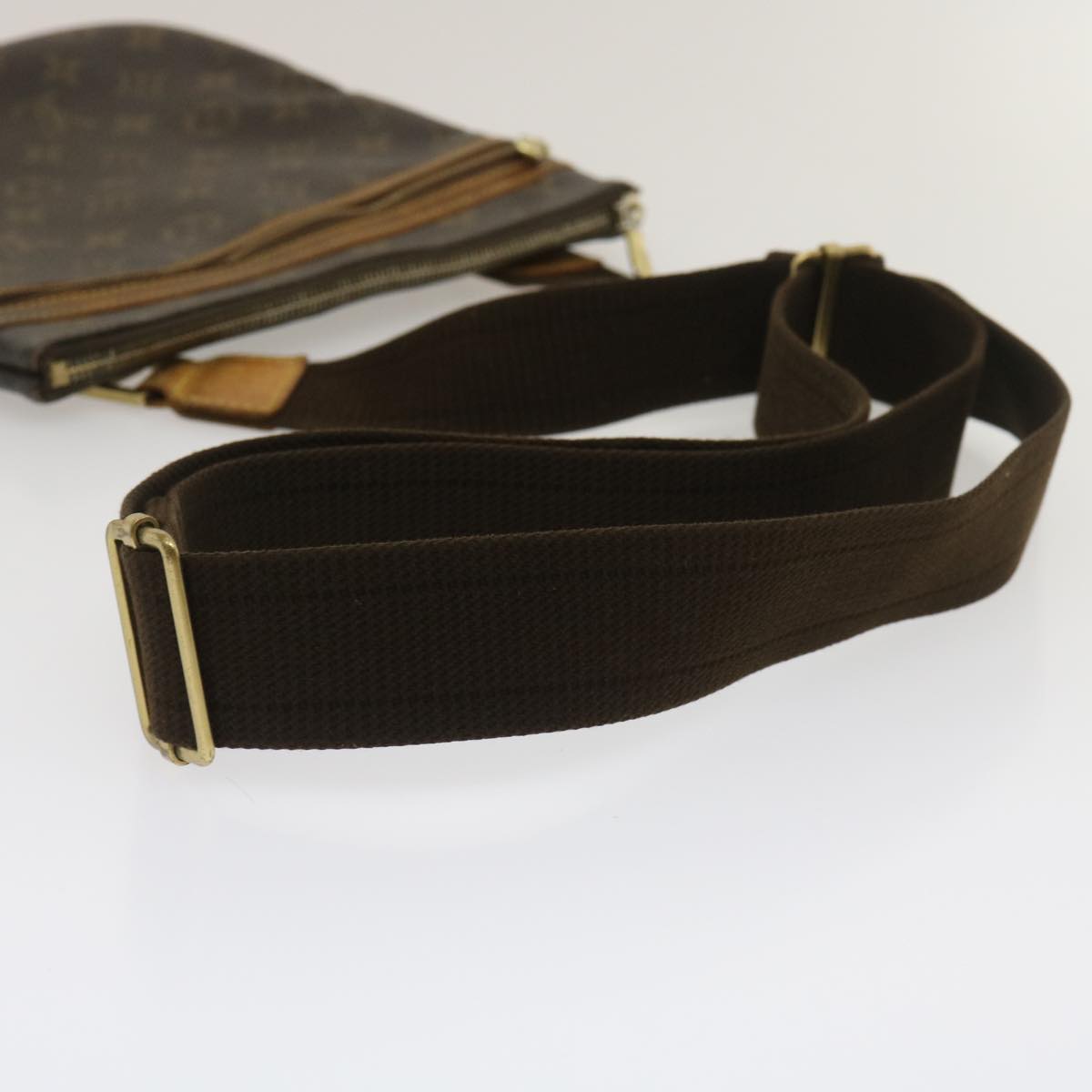 LOUIS VUITTON Monnogram Pochette Bosphore Shoulder Bag M40044 LV rz238