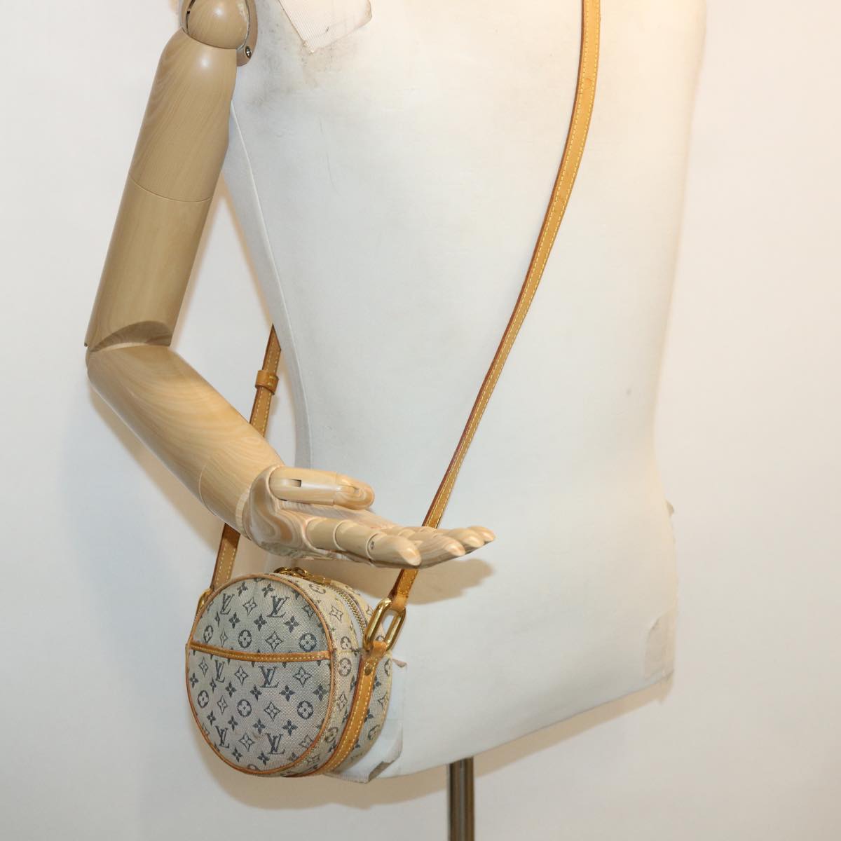 LOUIS VUITTON Monogram Mini Jeanne PM Shoulder Bag Blue M92001 LV rz501