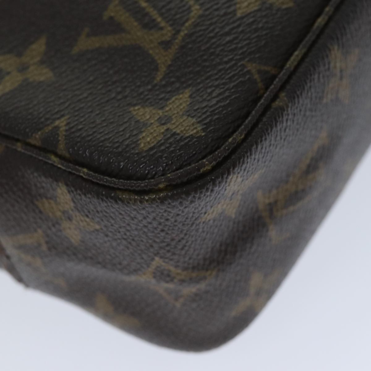 LOUIS VUITTON Monogram Trousse Toilette 23 Clutch Bag M47524 LV tb1084