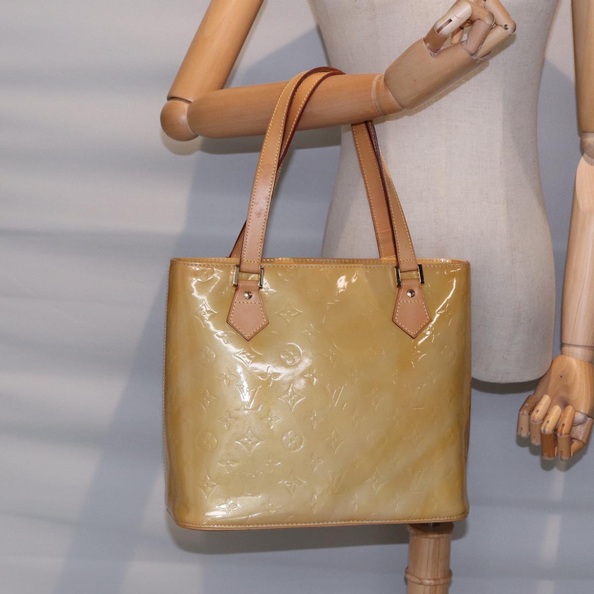 LOUIS VUITTON Monogram Vernis Houston Hand Bag Beige M91004 LV tb1136