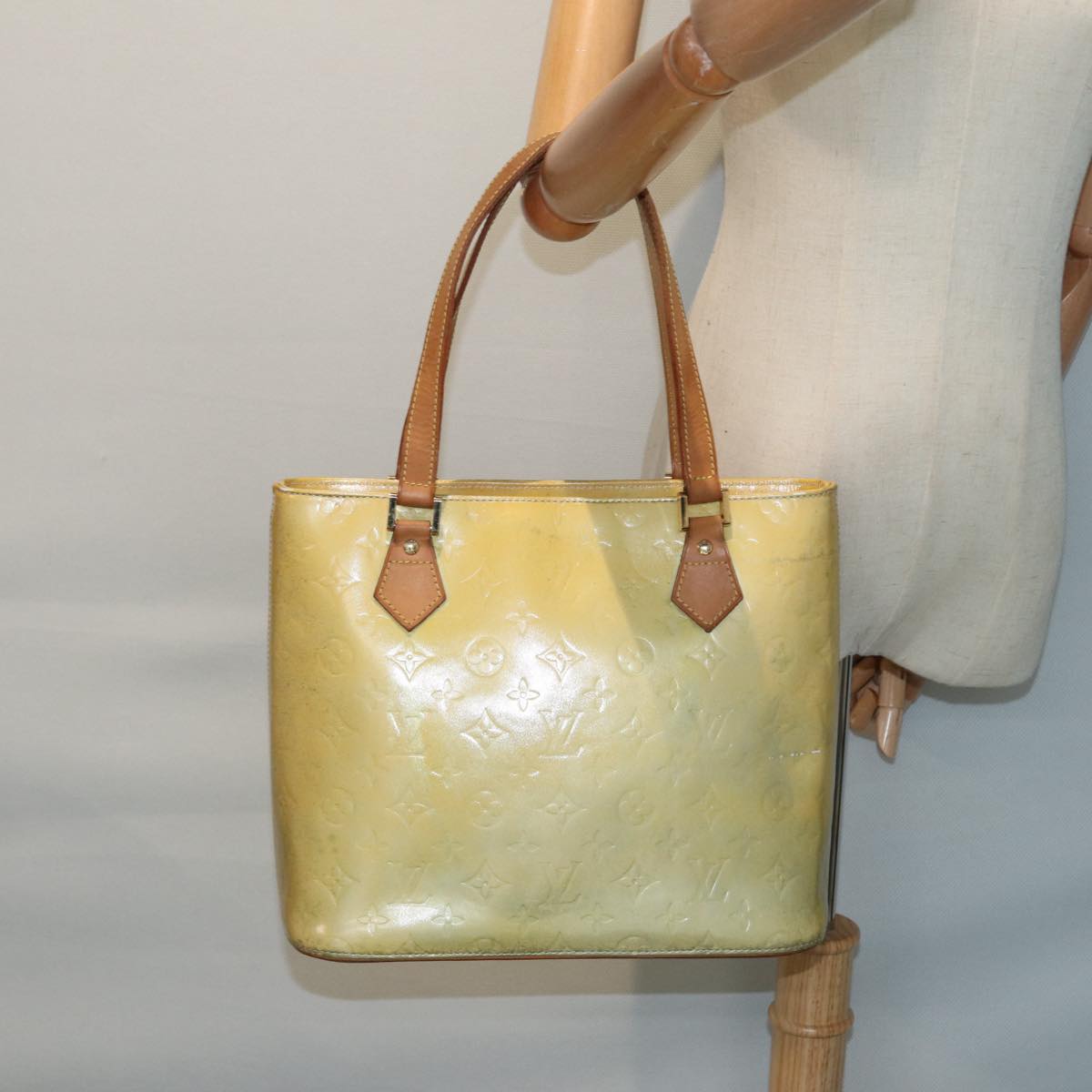 LOUIS VUITTON Monogram Vernis Houston Hand Bag Gris M91053 LV tb1146