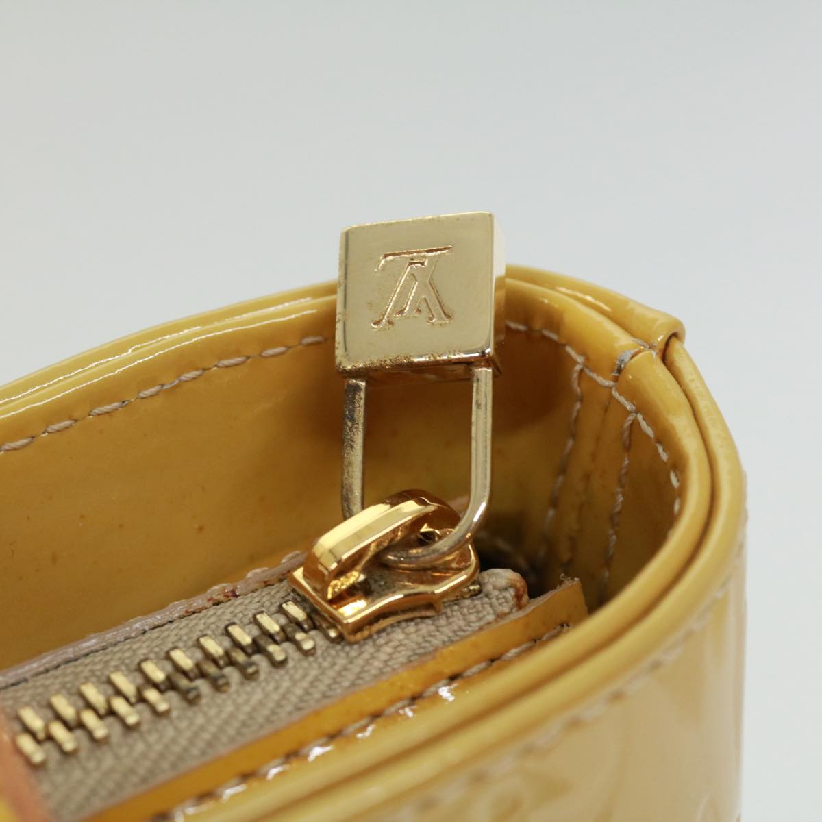 LOUIS VUITTON Monogram Vernis Houston Hand Bag Beige M91004 LV tb256