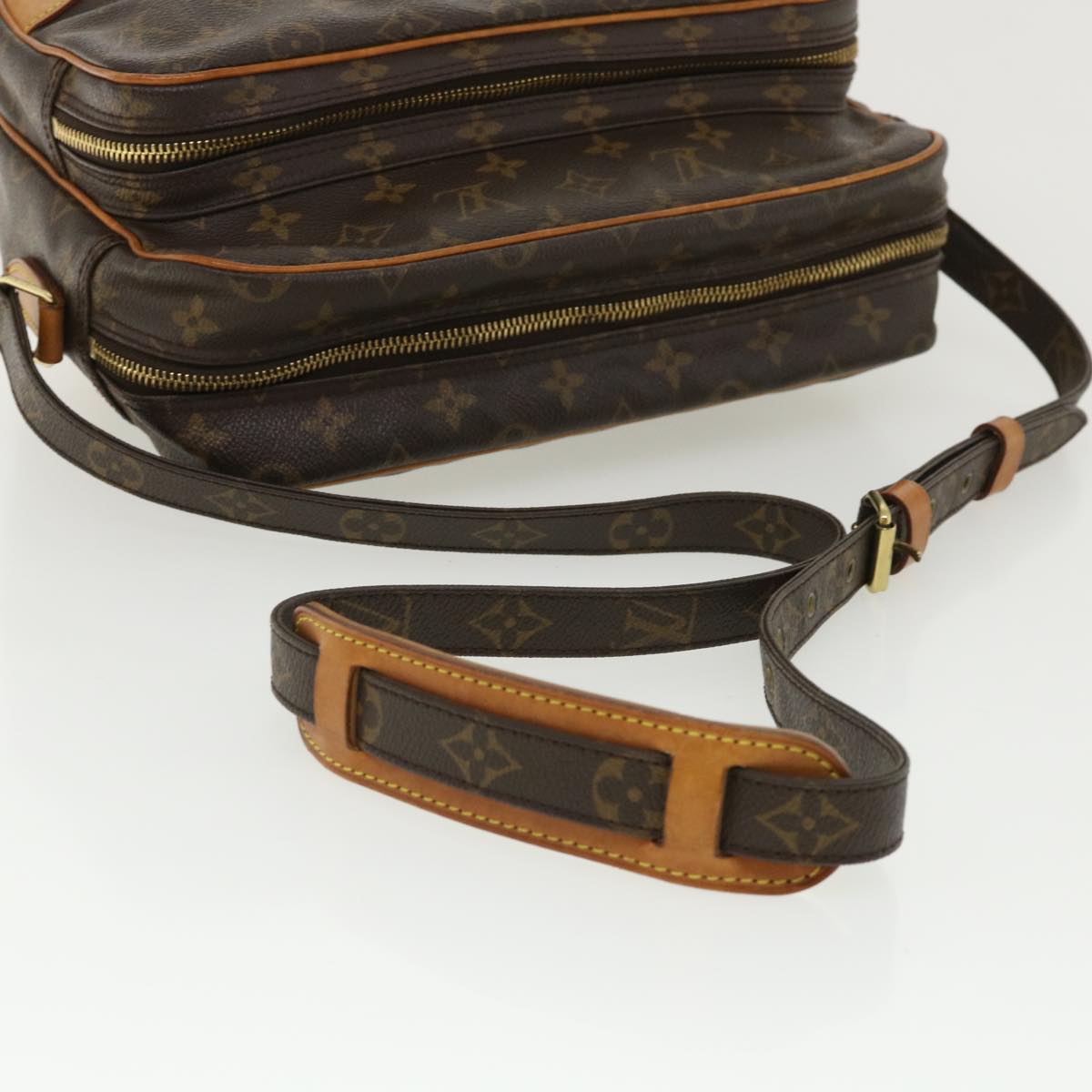 LOUIS VUITTON Monogram Nile Shoulder Bag M45244 LV tb403