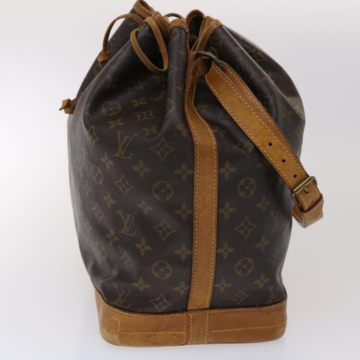 LOUIS VUITTON Monogram Noe Shoulder Bag M42224 LV tb721