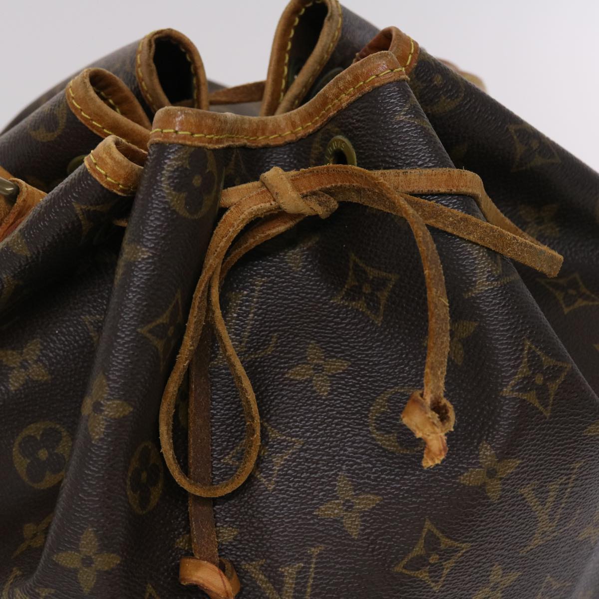 LOUIS VUITTON Monogram Noe Shoulder Bag M42224 LV tb721