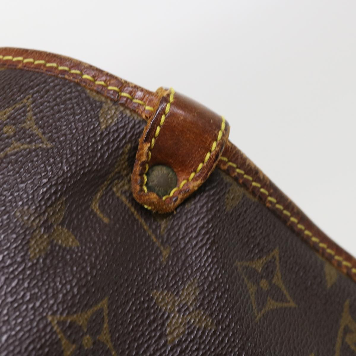 LOUIS VUITTON Monogram Saumur 30 Shoulder Bag M42256 LV tb875