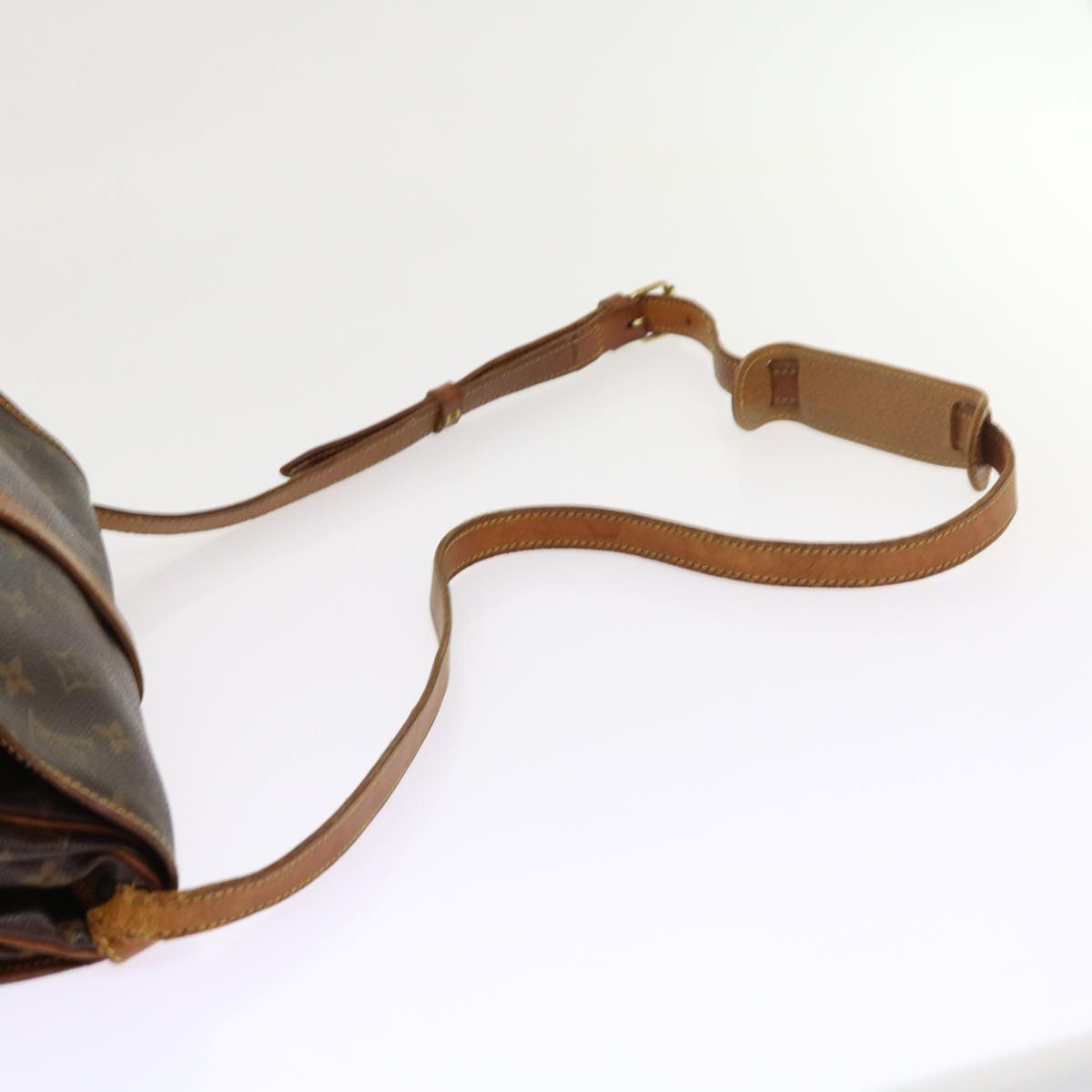 LOUIS VUITTON Monogram Saumur 30 Shoulder Bag M42256 LV tb875