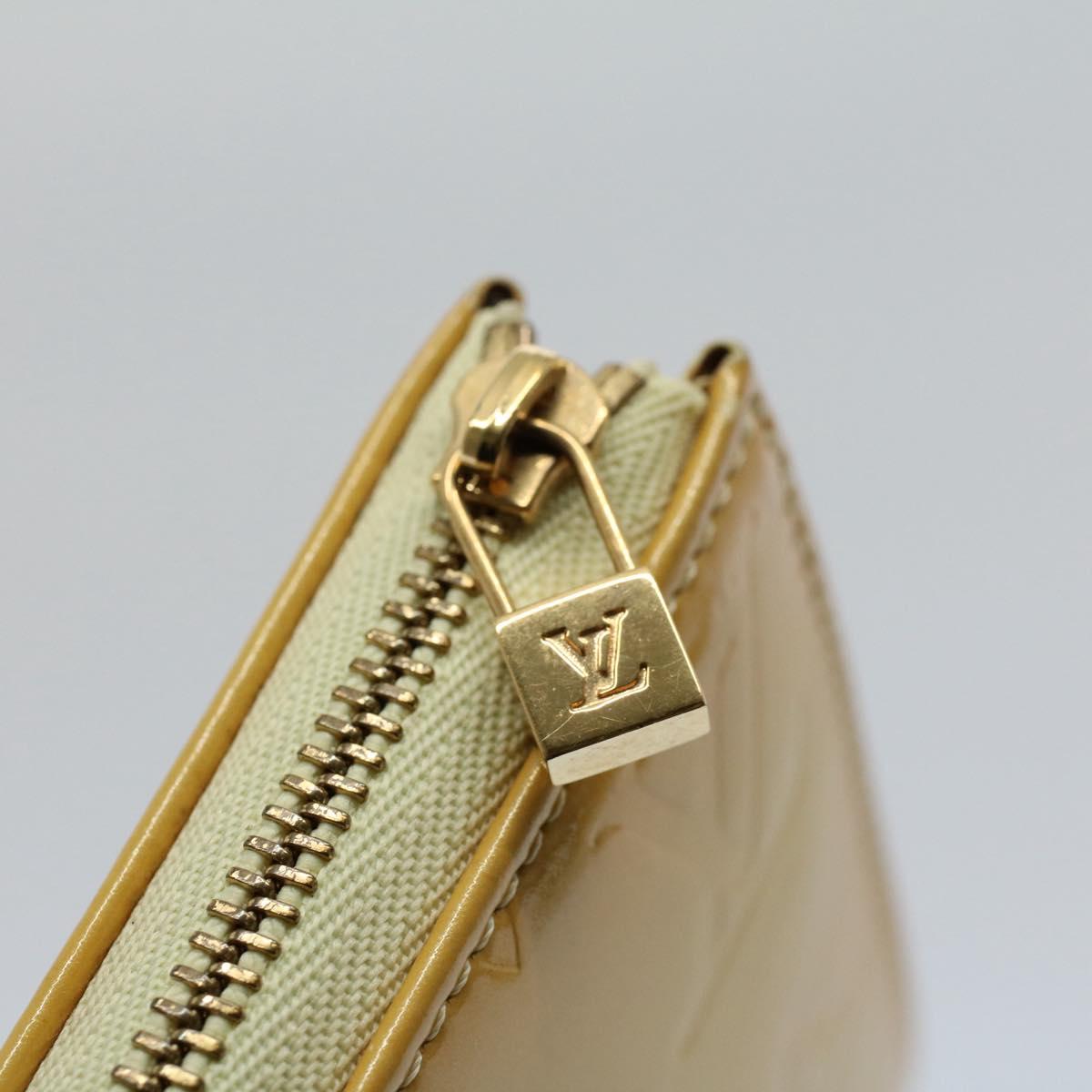 LOUIS VUITTON Vernis Lexington Accessory Pouch Lime Yellow M91058 tb883