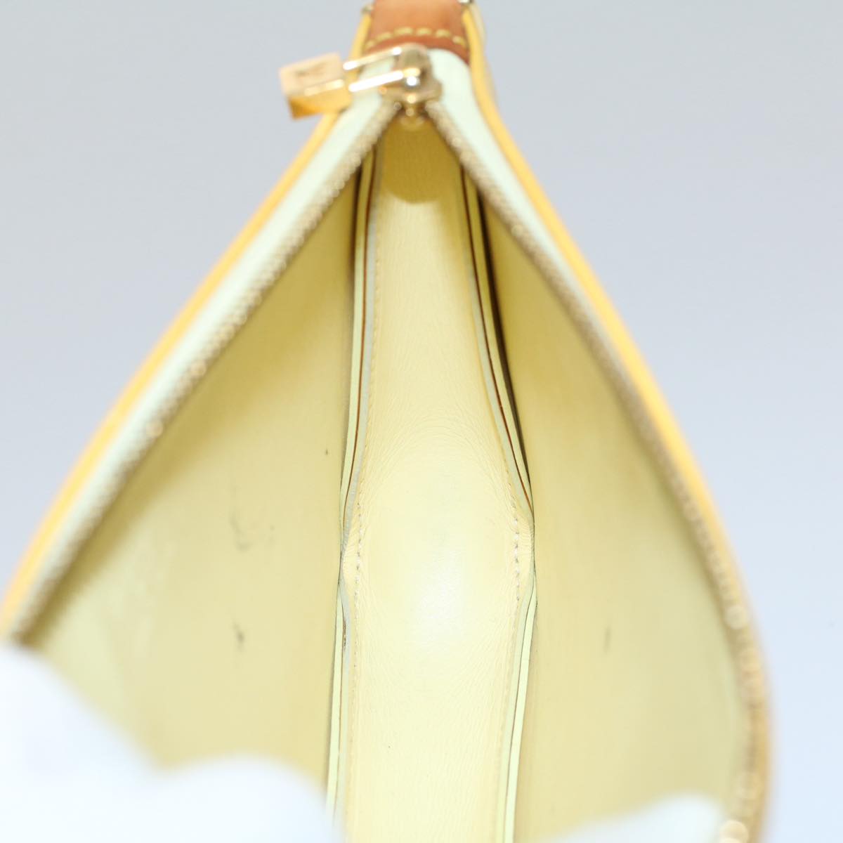 LOUIS VUITTON Vernis Lexington Accessory Pouch Lime Yellow M91058 tb883