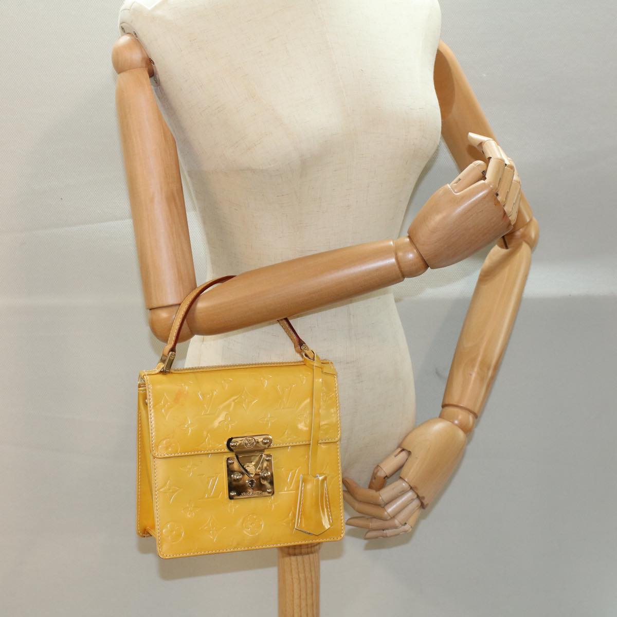 LOUIS VUITTON Monogram Vernis Spring Street Hand Bag Yellow M91068 LV tb889