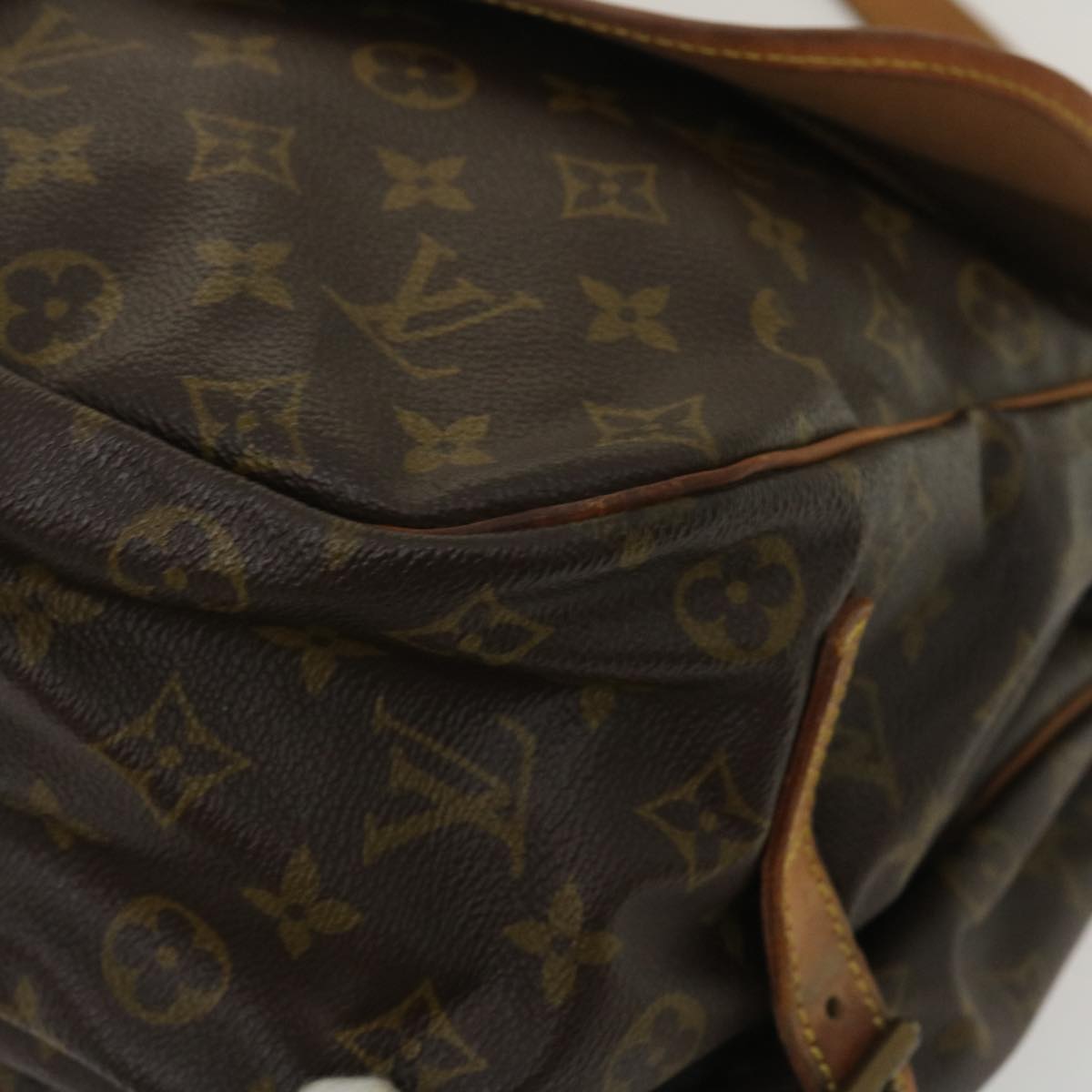 LOUIS VUITTON Monogram Saumur 35 Shoulder Bag M42254 LV th2557