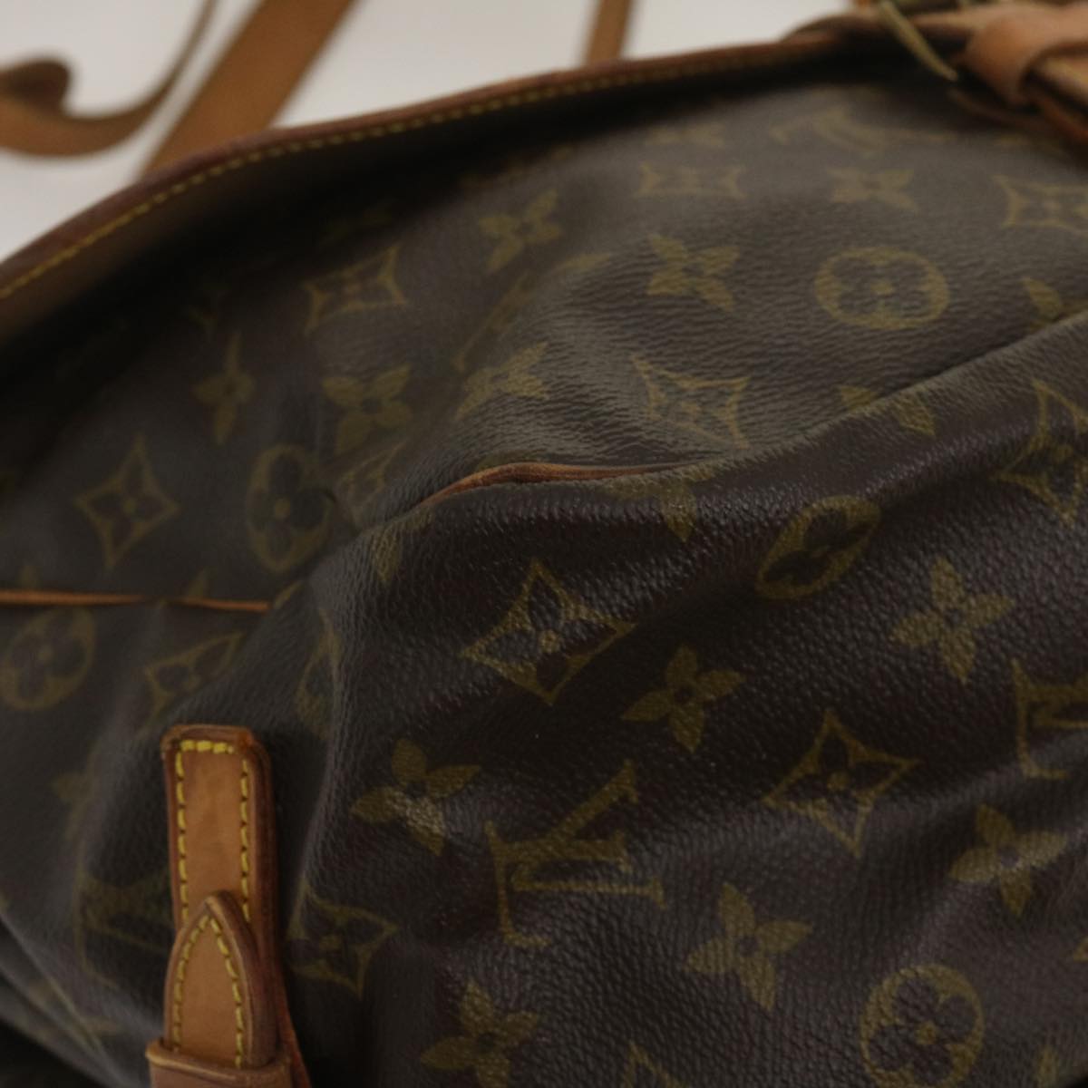 LOUIS VUITTON Monogram Saumur 35 Shoulder Bag M42254 LV th2557