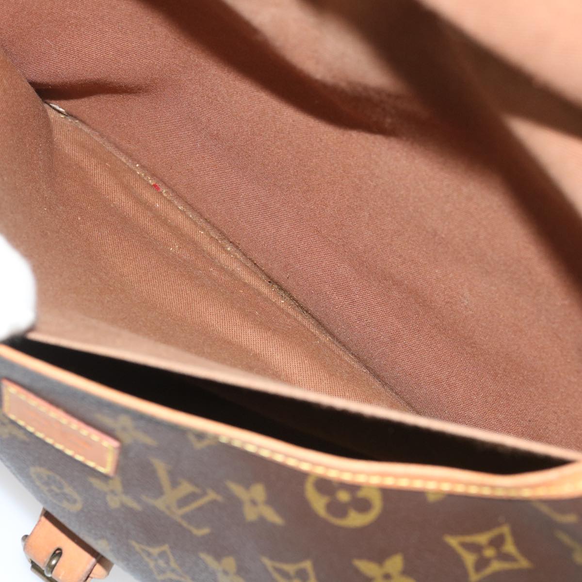LOUIS VUITTON Monogram Saumur 35 Shoulder Bag M42254 LV th2557