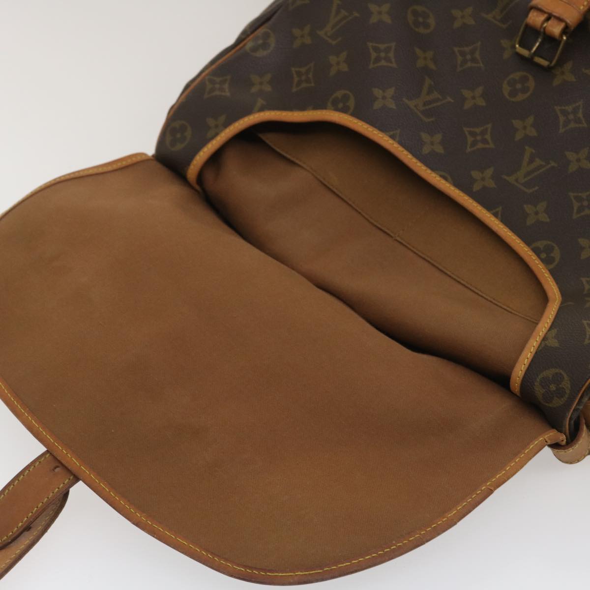 LOUIS VUITTON Monogram Saumur 35 Shoulder Bag M42254 LV th2557