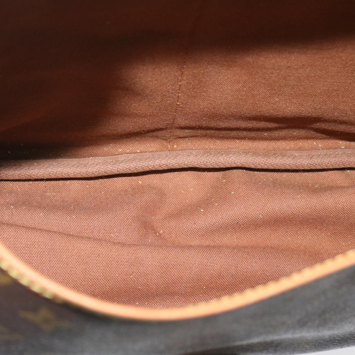 LOUIS VUITTON Monogram Saumur 35 Shoulder Bag M42254 LV th2557