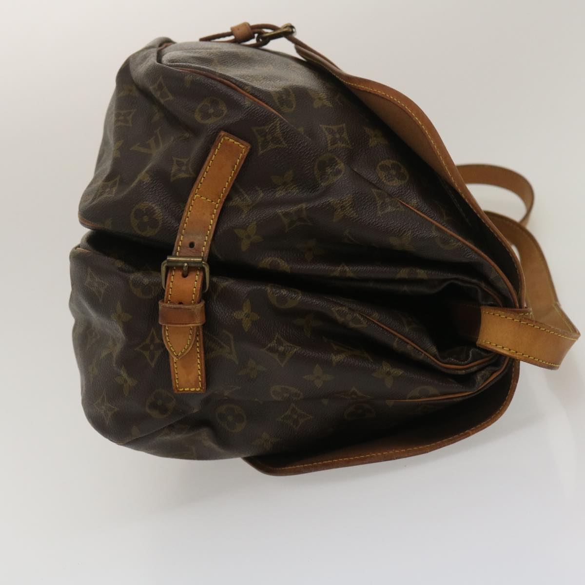 LOUIS VUITTON Monogram Saumur 35 Shoulder Bag M42254 LV th2557