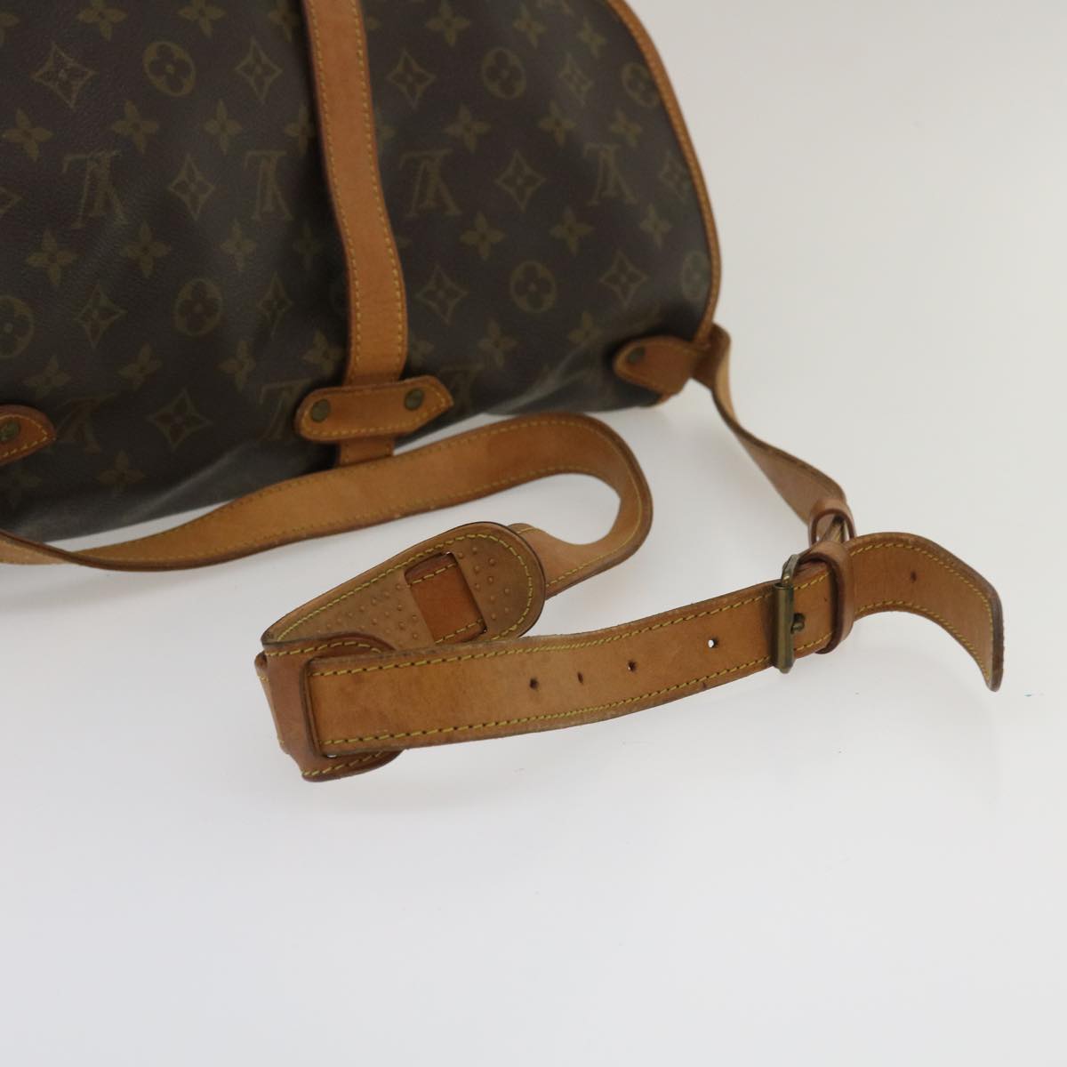 LOUIS VUITTON Monogram Saumur 35 Shoulder Bag M42254 LV th2557