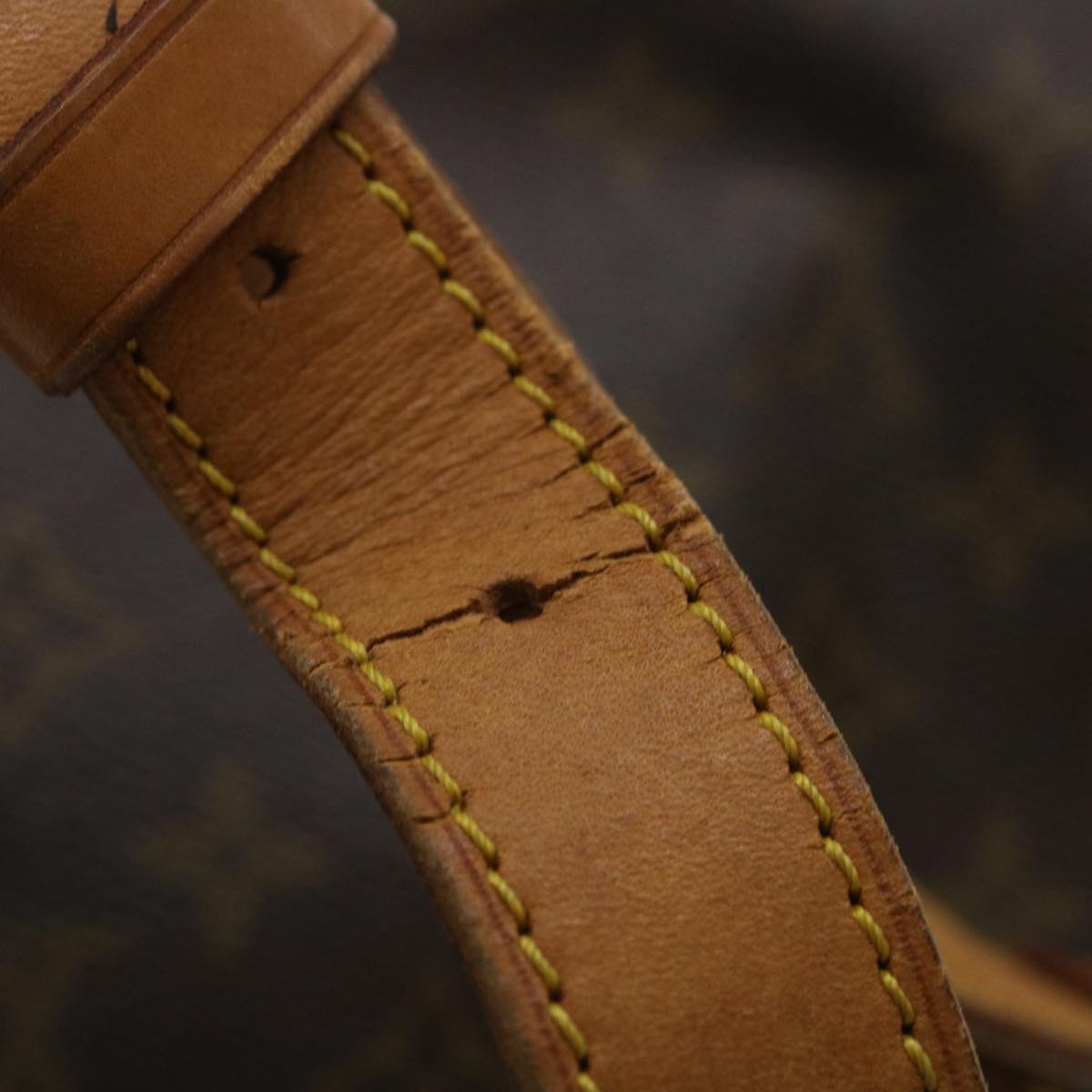 LOUIS VUITTON Monogram Saumur 35 Shoulder Bag M42254 LV th2557