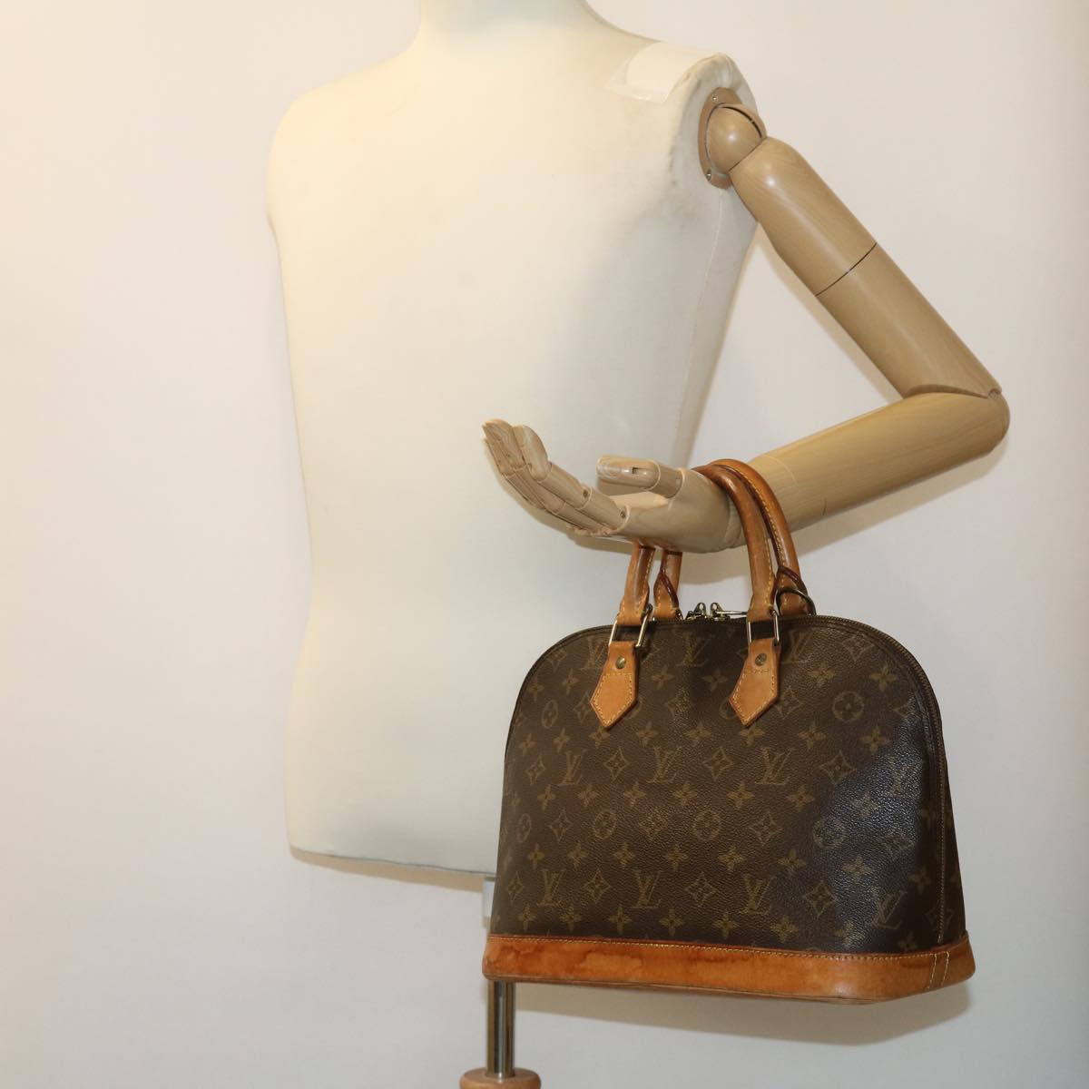 LOUIS VUITTON Monogram Alma Hand Bag M51130 LV th2669