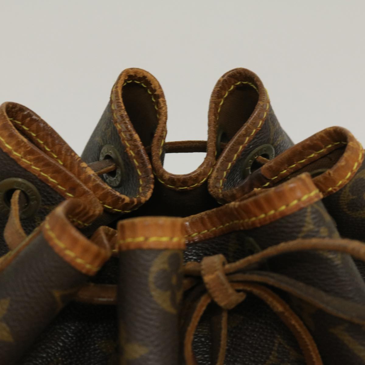 LOUIS VUITTON Monogram Noe Shoulder Bag M42224 LV th2719