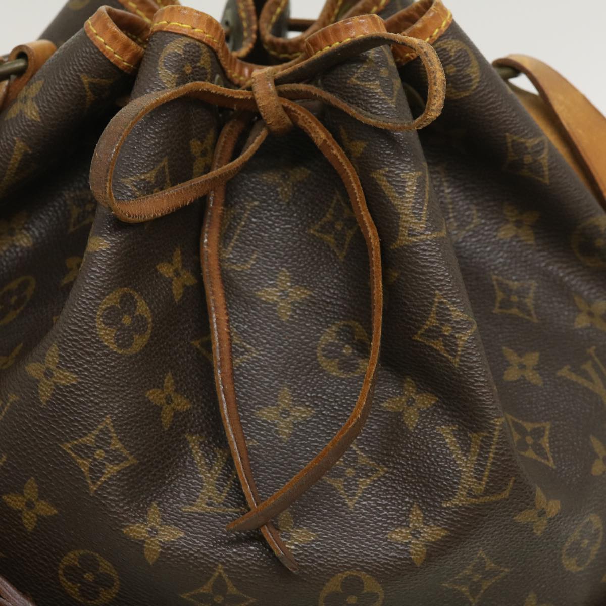 LOUIS VUITTON Monogram Noe Shoulder Bag M42224 LV th2719