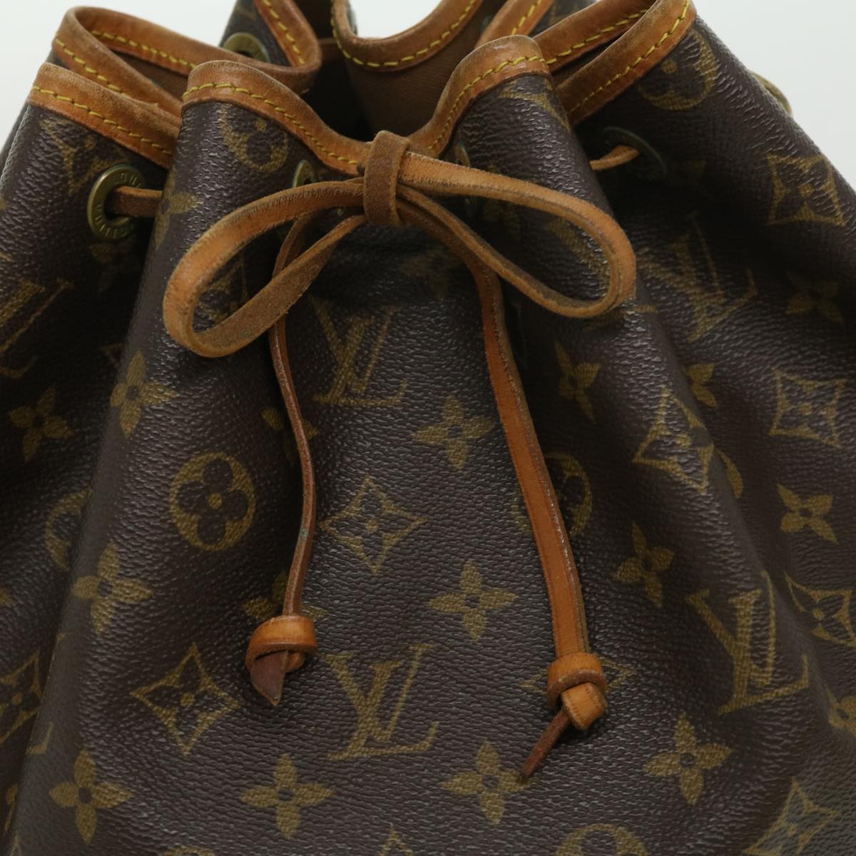 LOUIS VUITTON Monogram Noe Shoulder Bag M42224 LV th2784