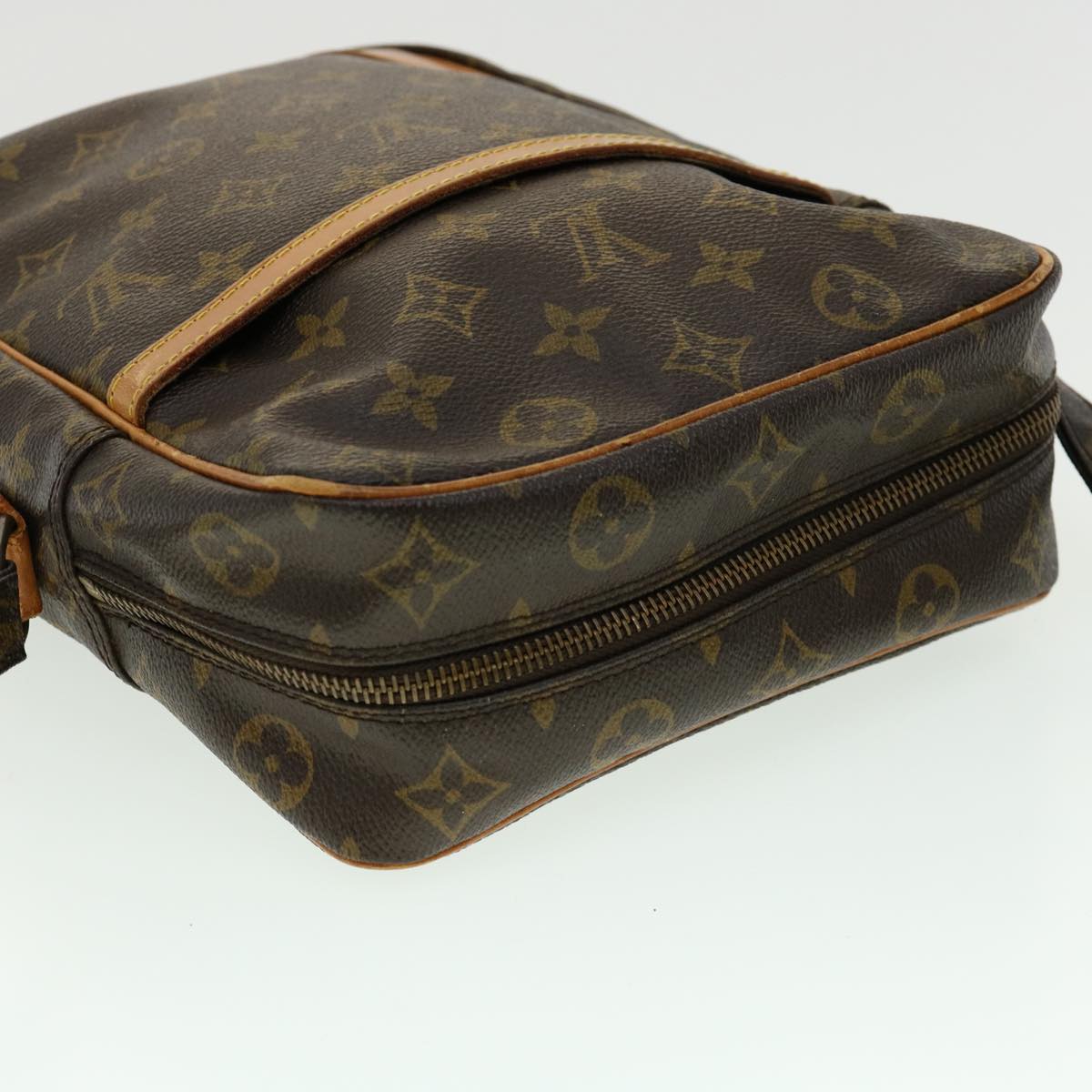 LOUIS VUITTON Monogram Danube MM Shoulder Bag M45264 LV th2902