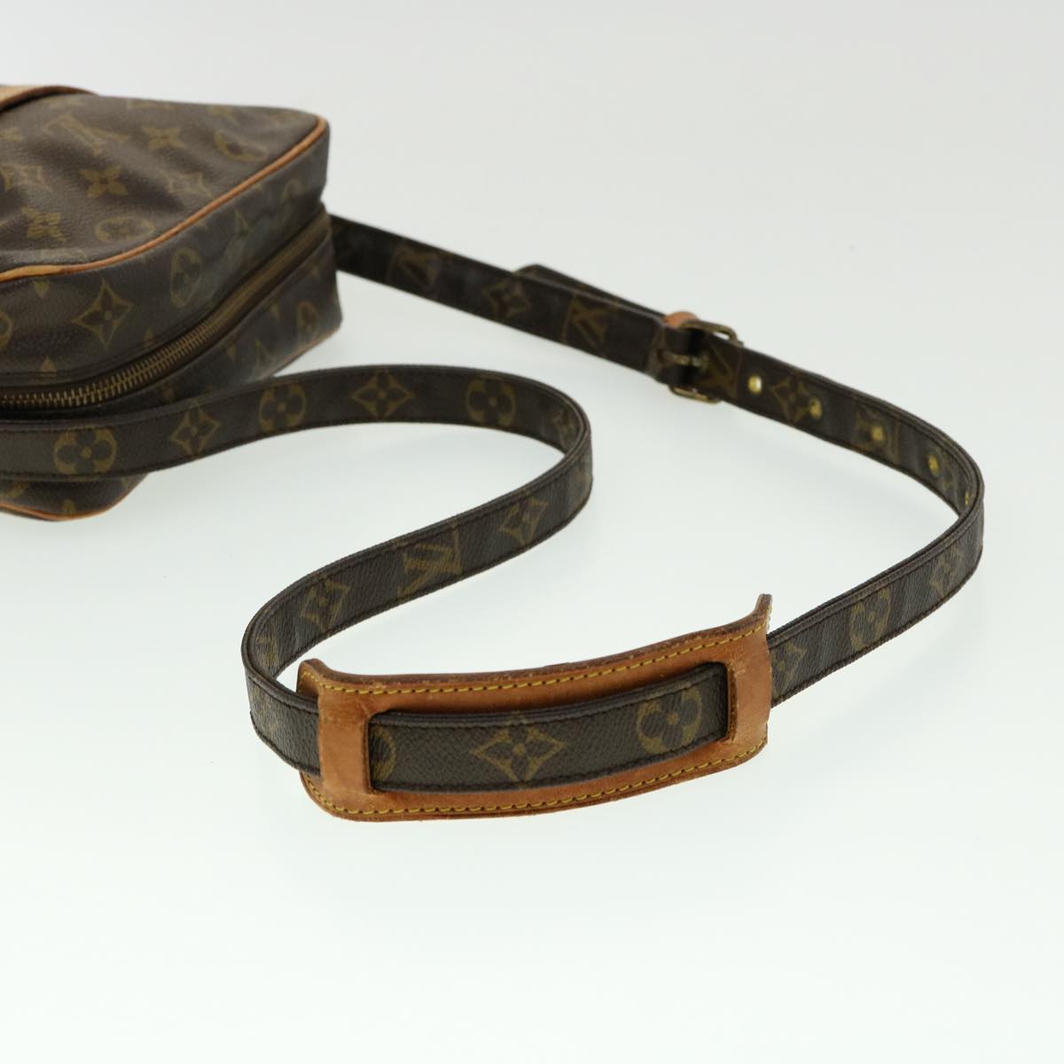 LOUIS VUITTON Monogram Danube MM Shoulder Bag M45264 LV th2902