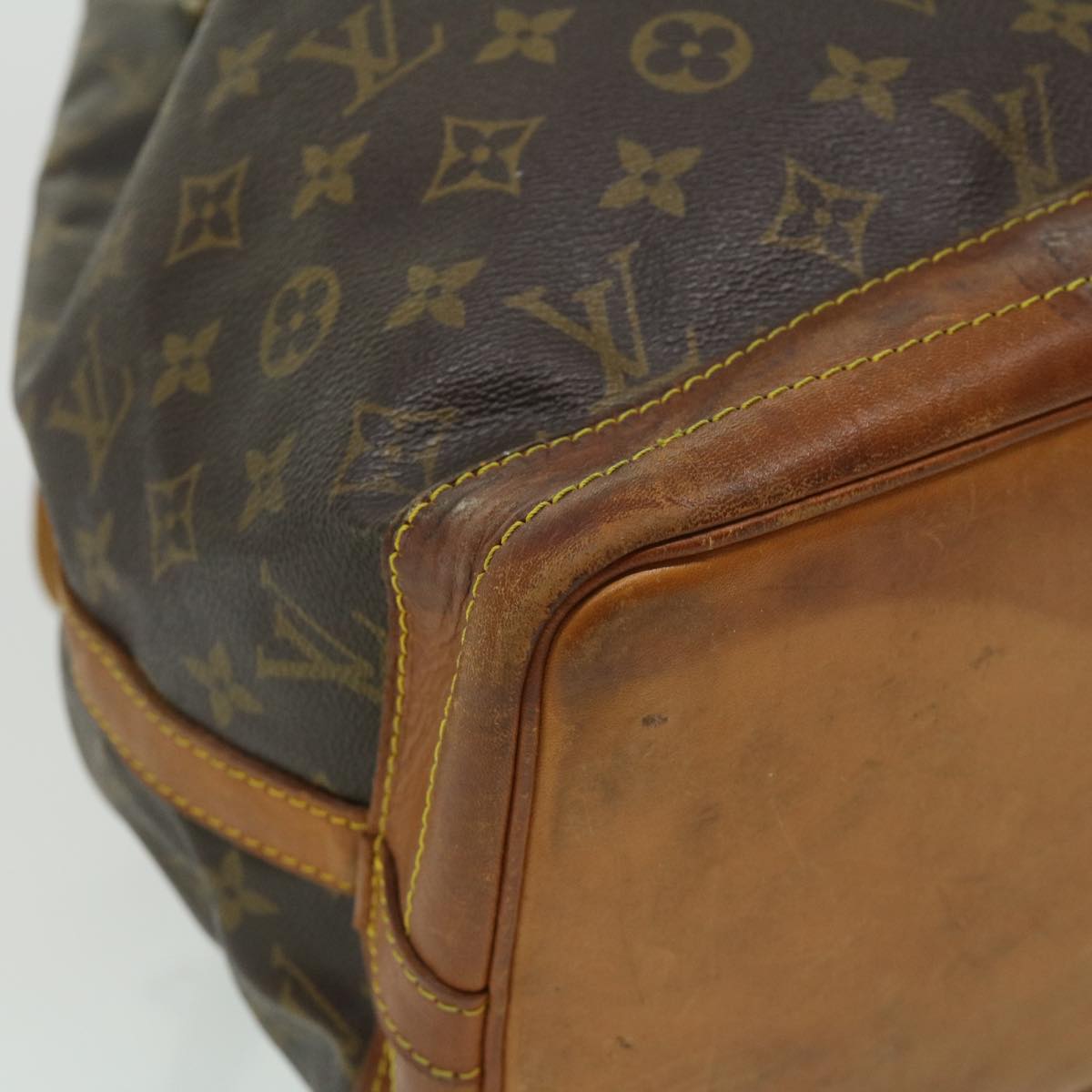 LOUIS VUITTON Monogram Noe Shoulder Bag M42224 LV th2976