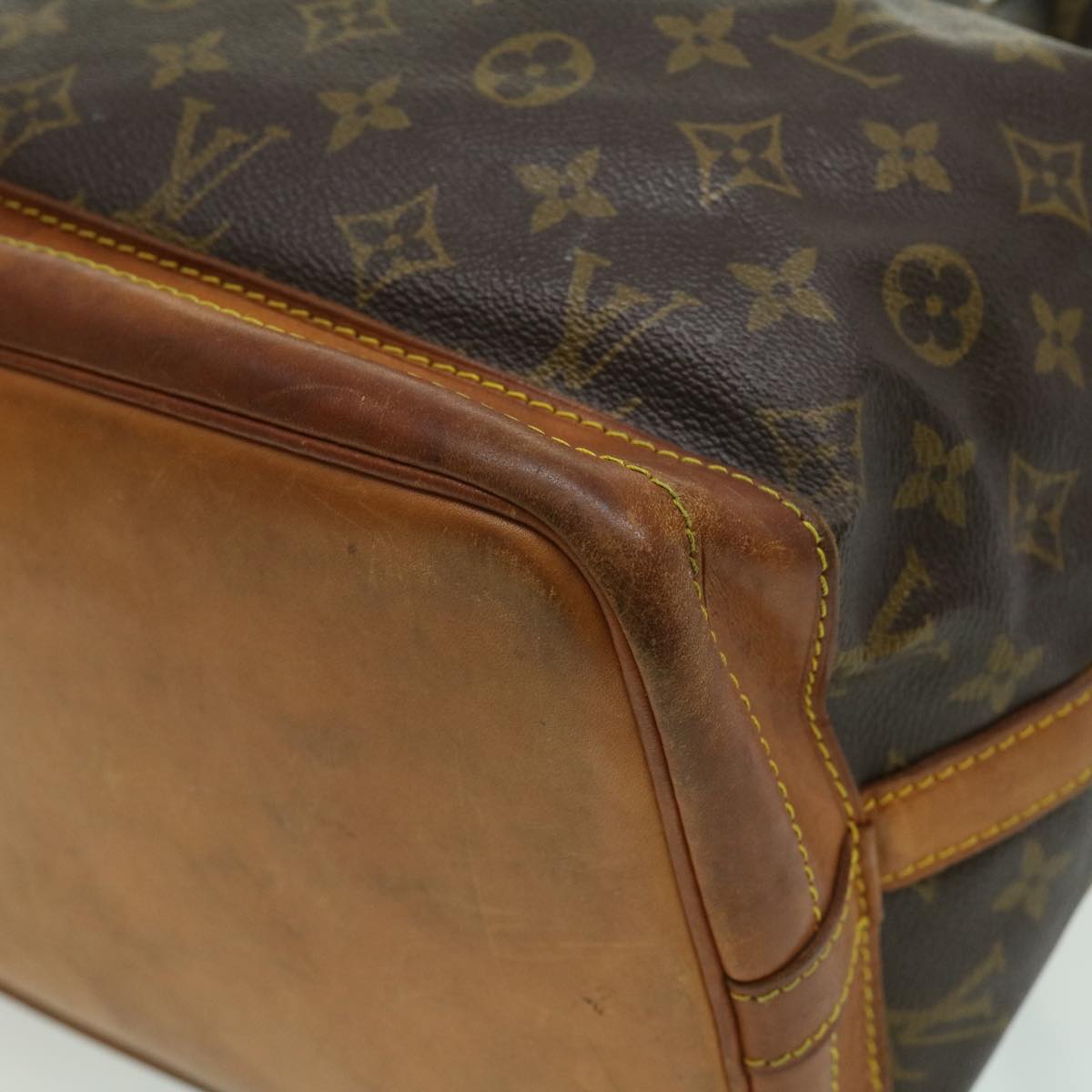 LOUIS VUITTON Monogram Noe Shoulder Bag M42224 LV th2976