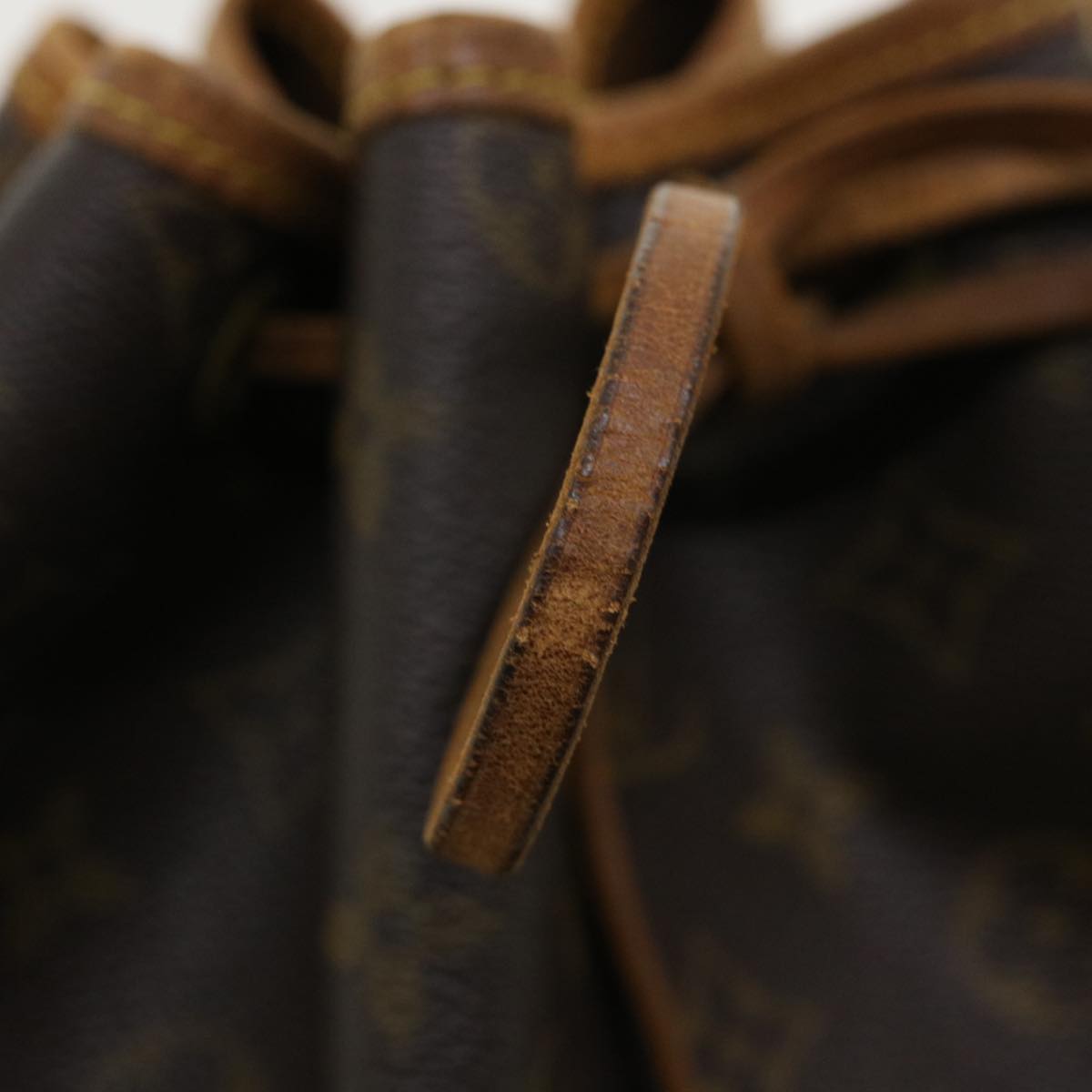 LOUIS VUITTON Monogram Noe Shoulder Bag M42224 LV th3313