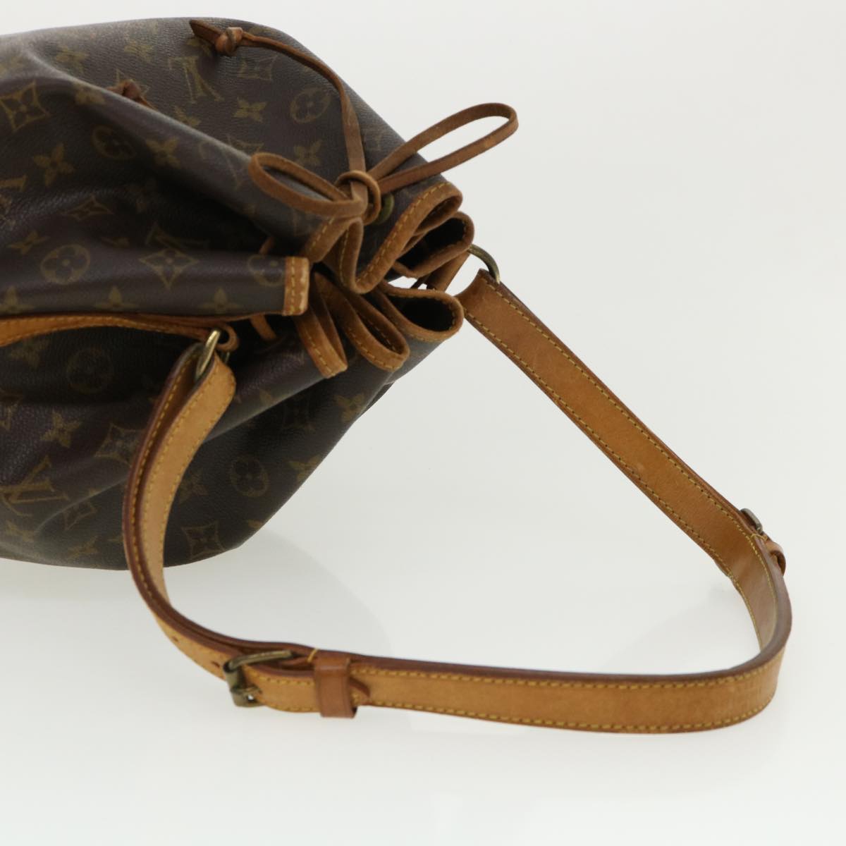 LOUIS VUITTON Monogram Noe Shoulder Bag M42224 LV th3313