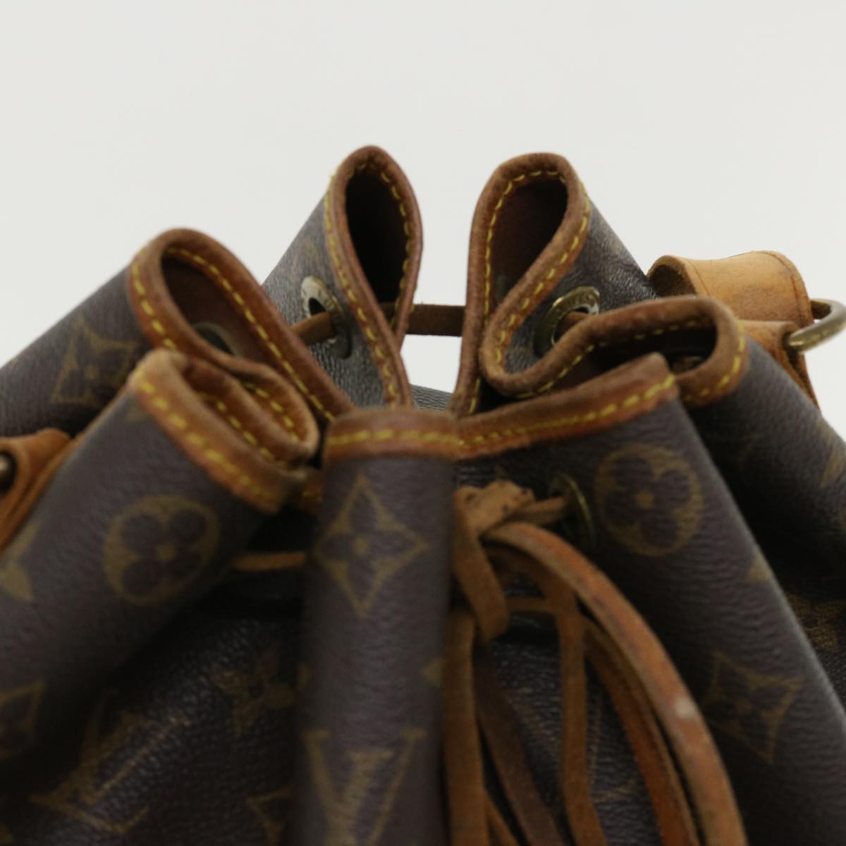 LOUIS VUITTON Monogram Noe Shoulder Bag M42224 LV th3322