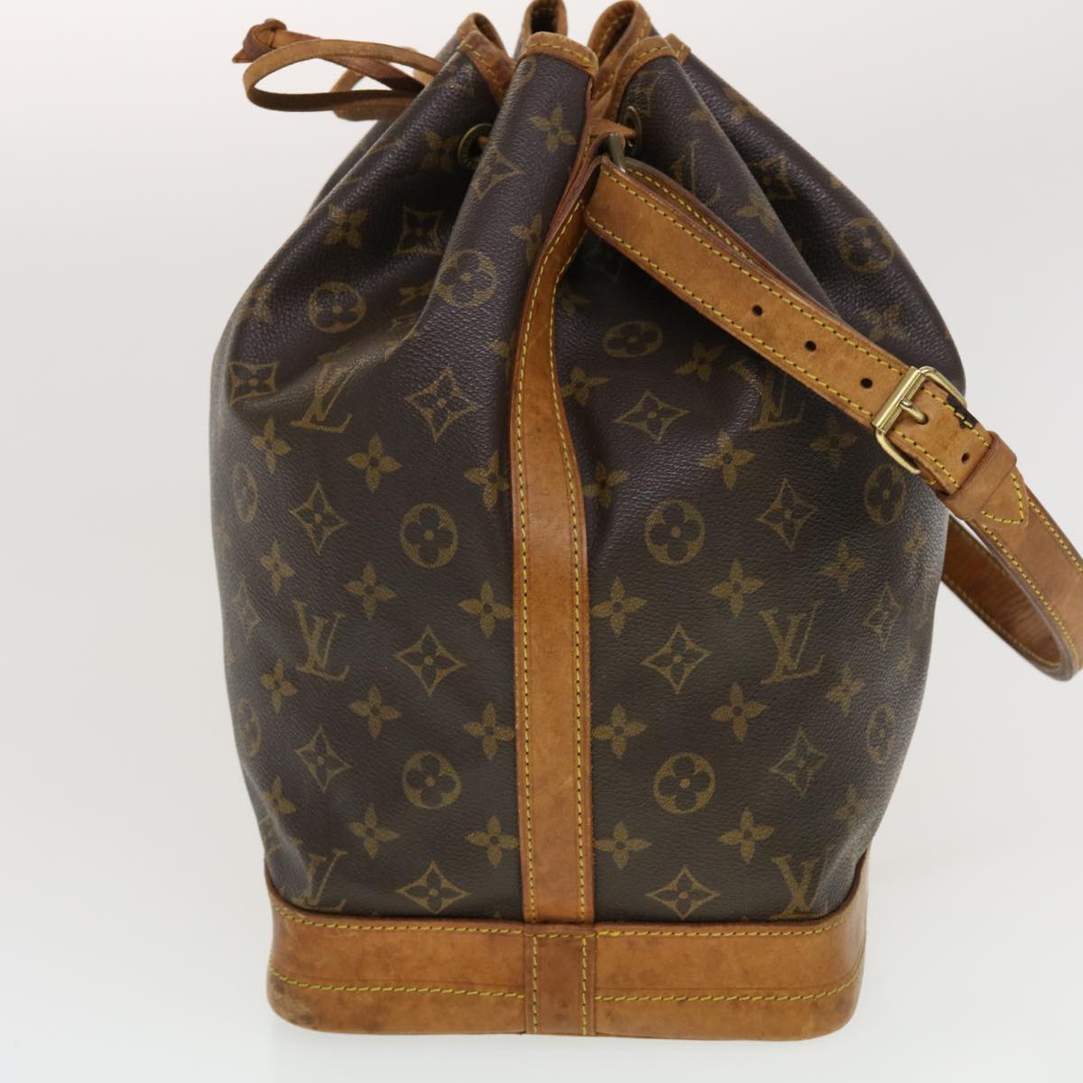 LOUIS VUITTON Monogram Noe Shoulder Bag M42224 LV th3702
