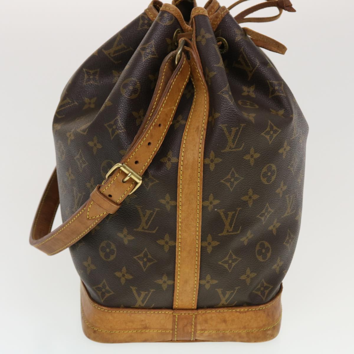 LOUIS VUITTON Monogram Noe Shoulder Bag M42224 LV th3702
