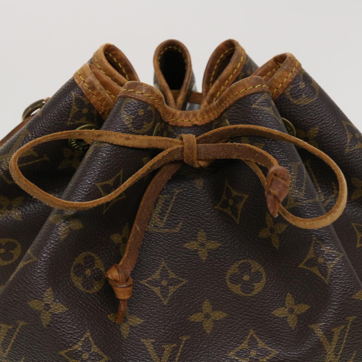 LOUIS VUITTON Monogram Noe Shoulder Bag M42224 LV th3702
