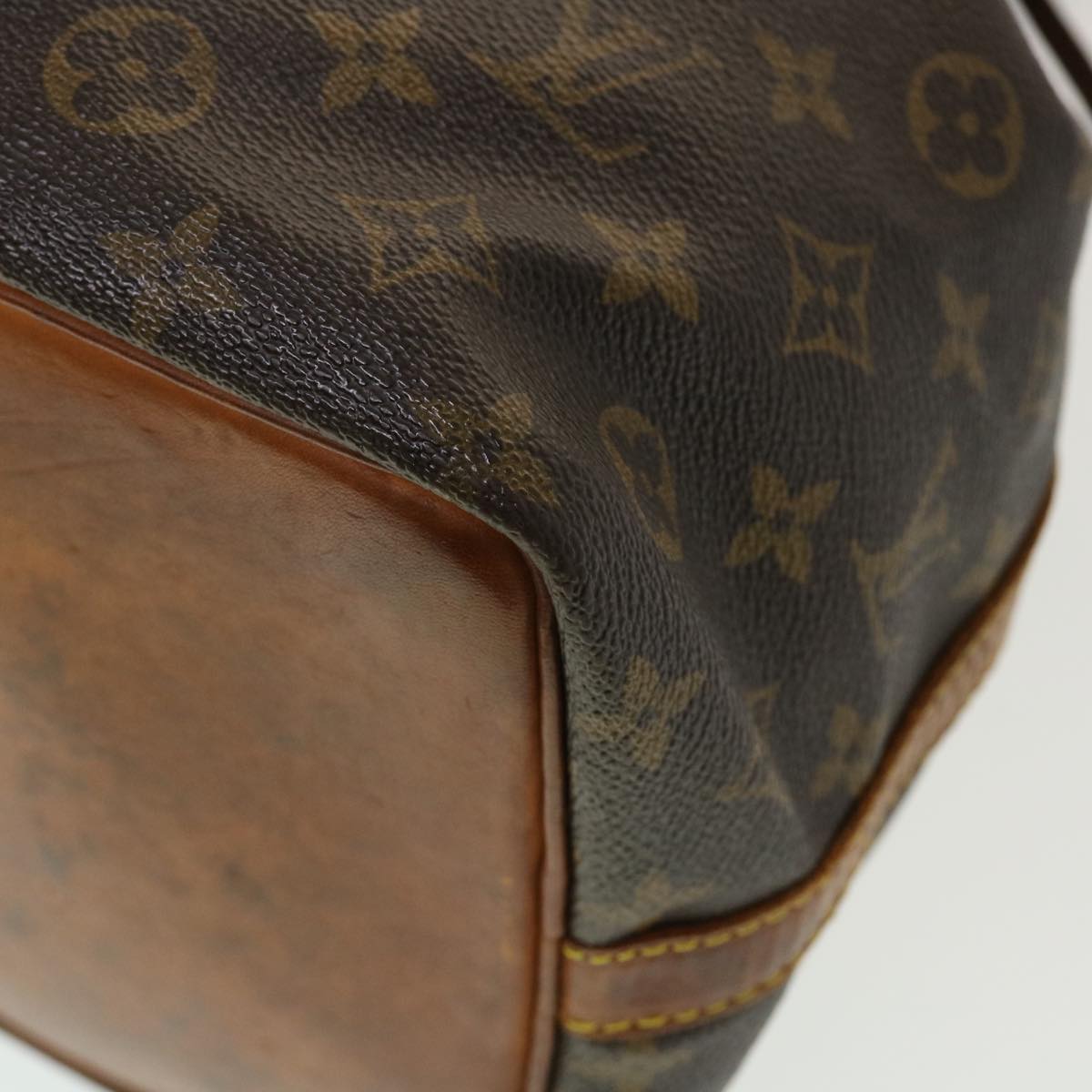 LOUIS VUITTON Monogram Petit Noe Shoulder Bag M42226 LV th3703