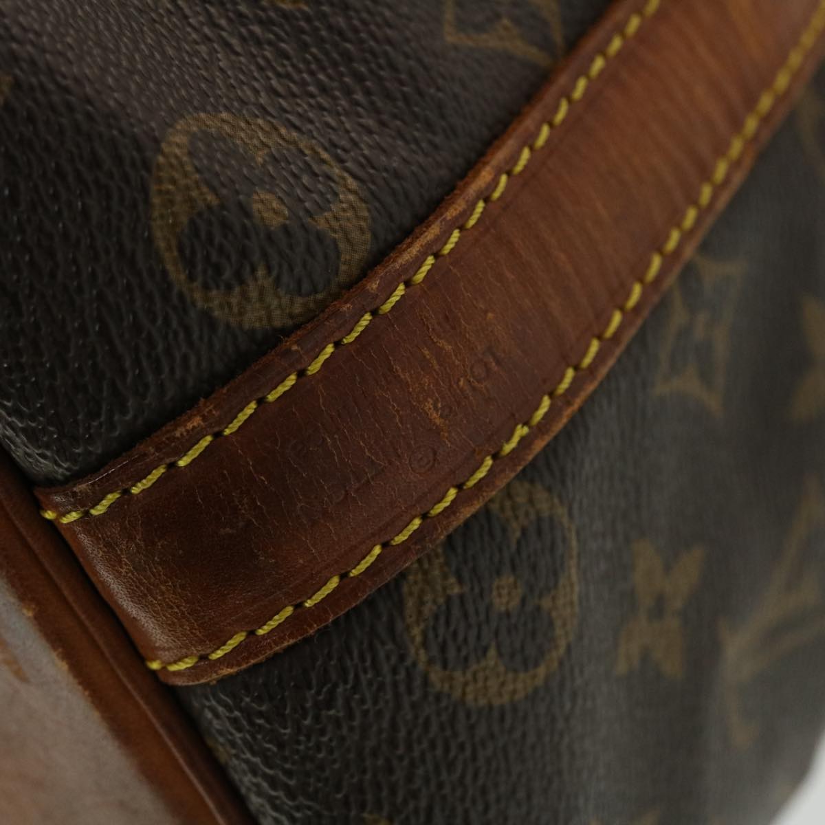 LOUIS VUITTON Monogram Petit Noe Shoulder Bag M42226 LV th3703