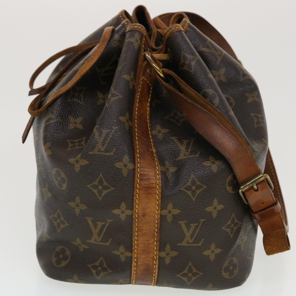 LOUIS VUITTON Monogram Petit Noe Shoulder Bag M42226 LV th3703