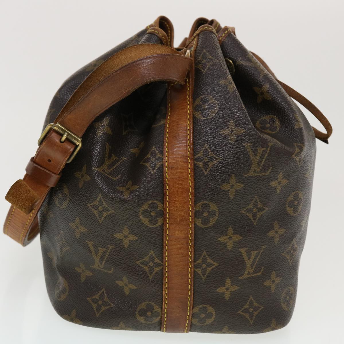 LOUIS VUITTON Monogram Petit Noe Shoulder Bag M42226 LV th3703